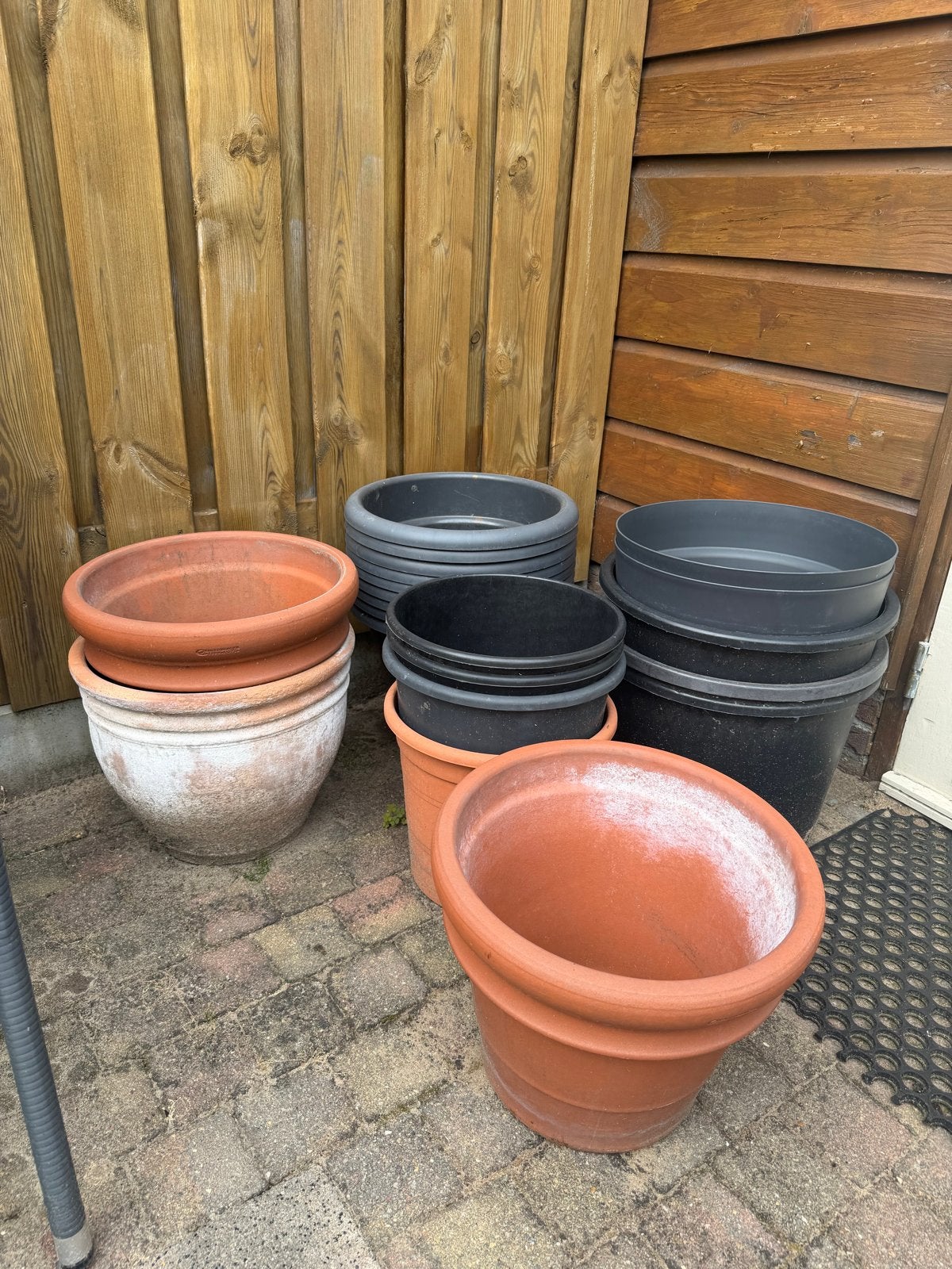 Diverse bloempotten en plantenbakken, Gebruikt, Rond, Binnen, Minder dan 40 cm