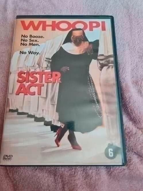 Sister Act DVD - Whoopi Goldberg - Gebruiks krasjes, Vanaf 6 jaar, Ophalen of Verzenden, Gebruikt, Overige genres