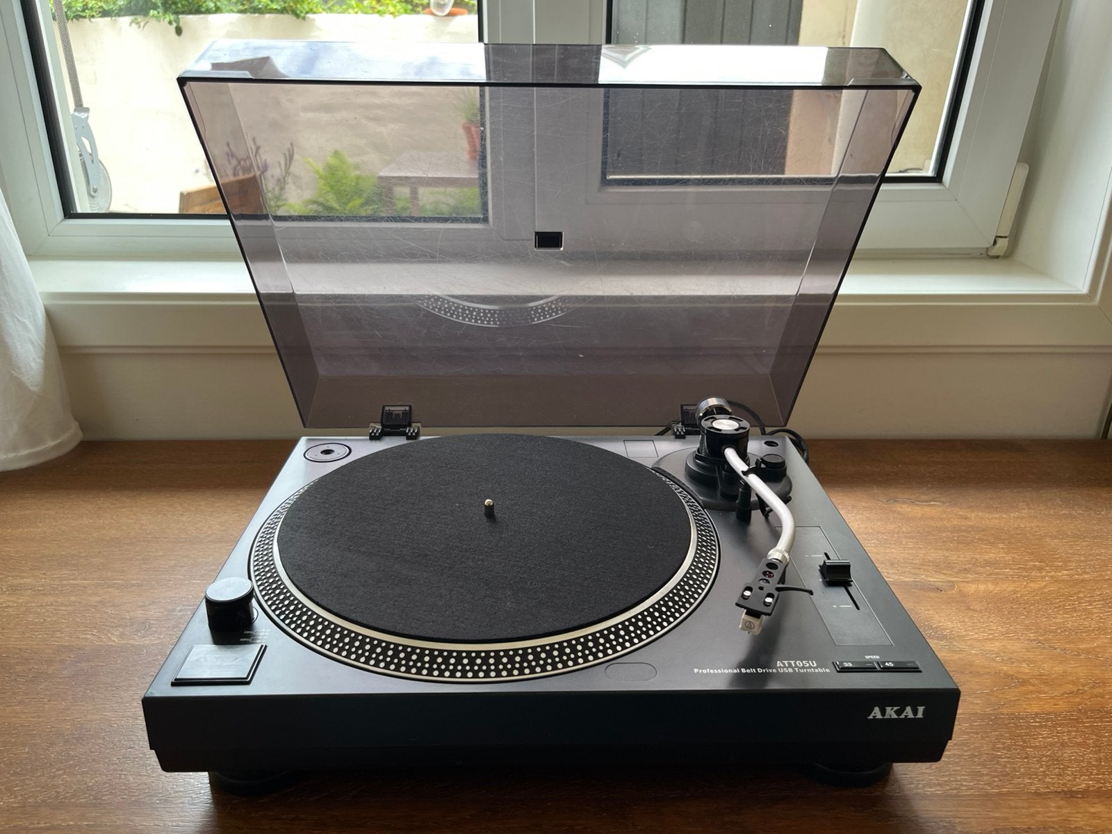 AKAI ATT05U Platenspeler incl. USB, Ophalen, Pitch-regelaar, Zo goed als nieuw, Platenspeler
