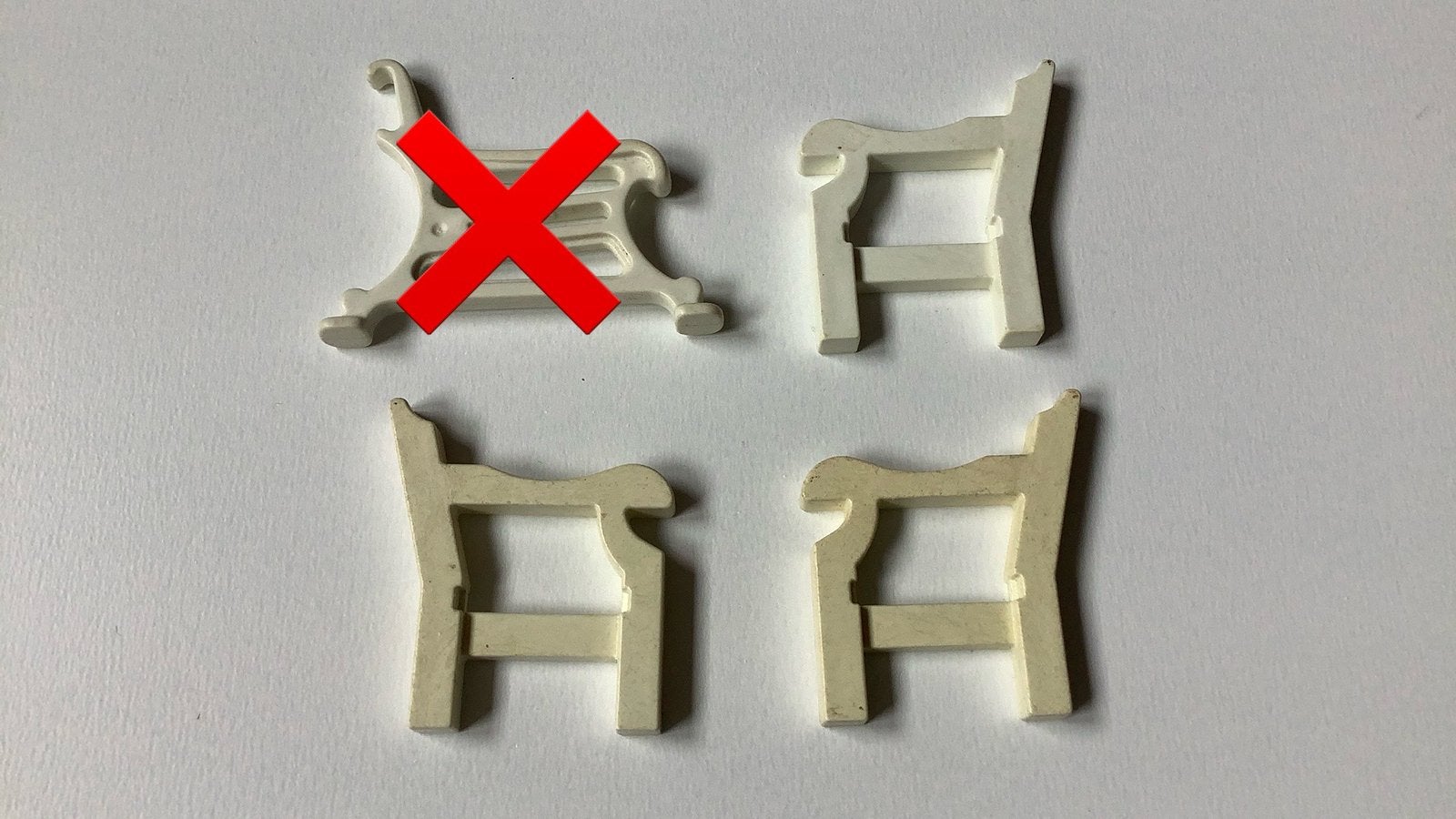 Playmobil onderdelen rosa tuinstoelen wit tuin set, Ophalen, Gebruikt