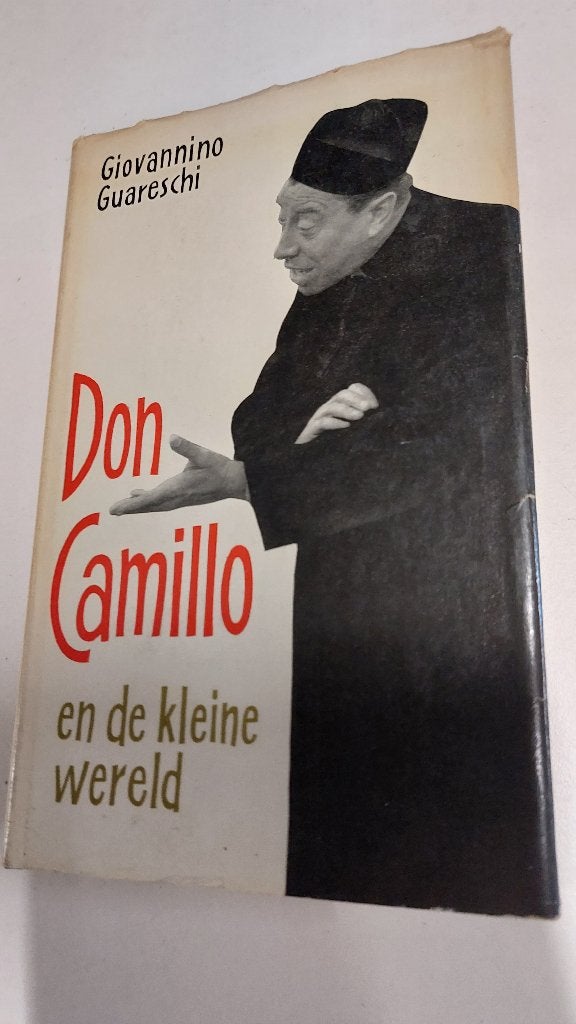 Don Camillo en de kleine wereld - Giovannino Guareschi, Gelezen, Europa overig, Ophalen of Verzenden, Giovannino Guareschi