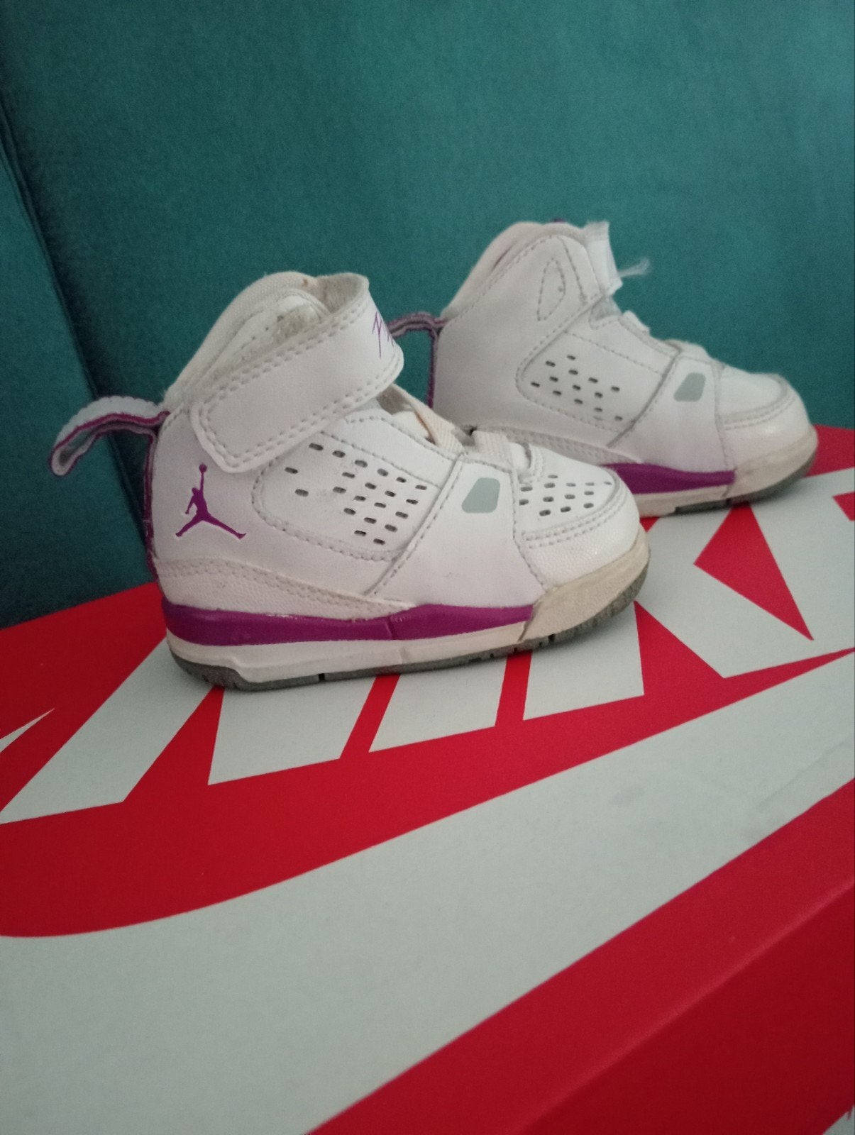 Jordan Flight Baby maat 17. Geen slijtage, Kinderen en Baby's, Schoentjes, Jongetje of Meisje, Jordan, Nike Air Jordan, Ophalen of Verzenden