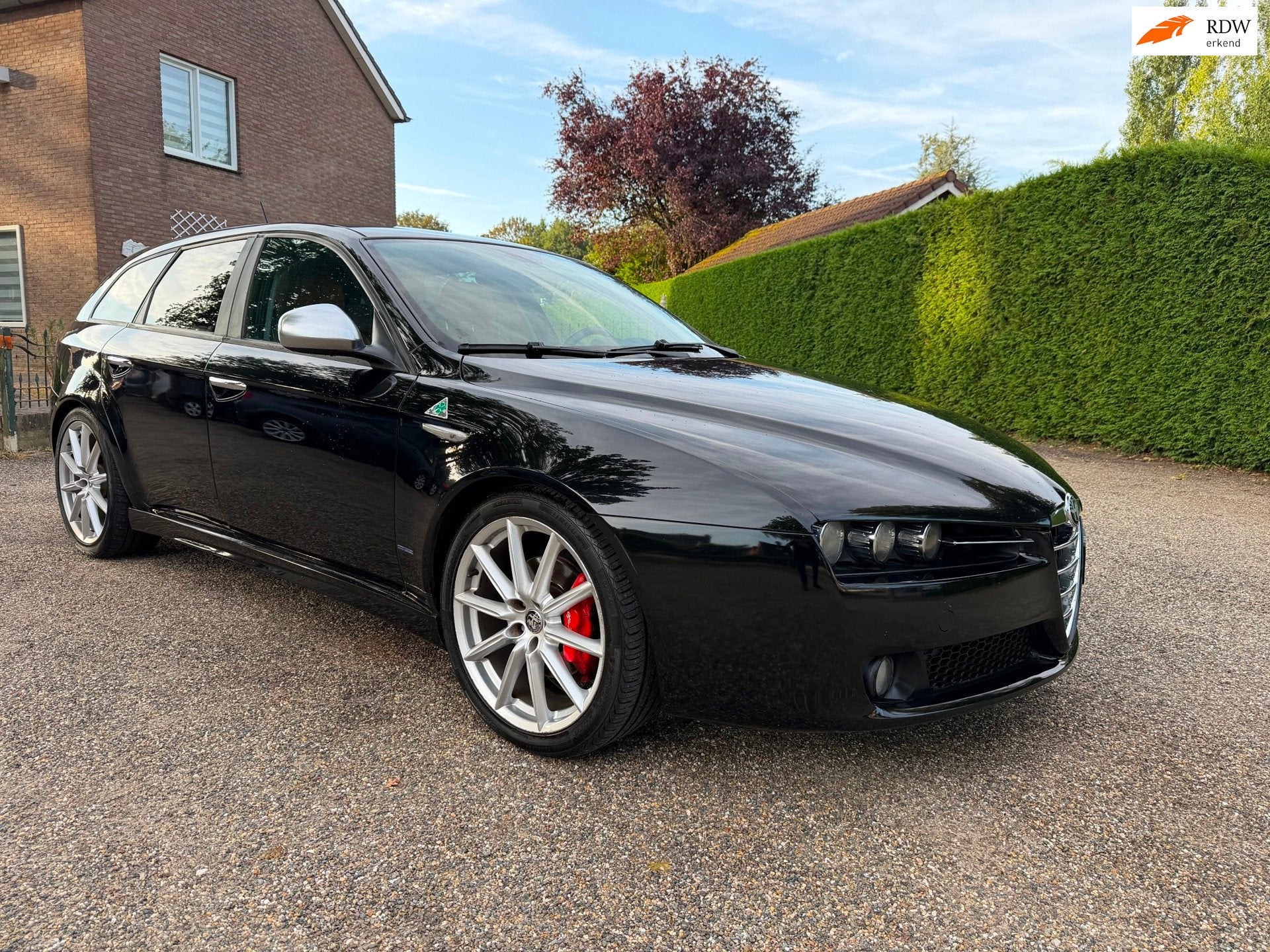 Alfa Romeo 159 Sportwagon 1.9 JTS Elegante, Auto's, Alfa Romeo, Voorwielaandrijving, Gebruikt, Zwart, Handgeschakeld