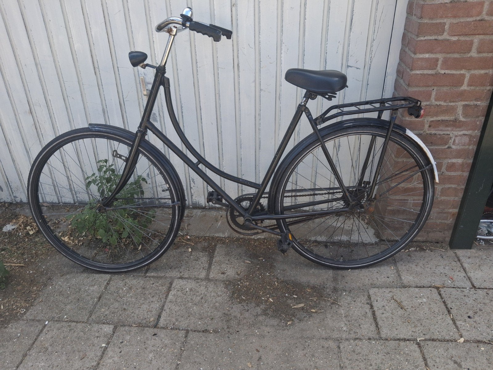 oude zwarte oma fiets  stapfiets  studenten fiets, Fietsen en Brommers, Ophalen, Gebruikt