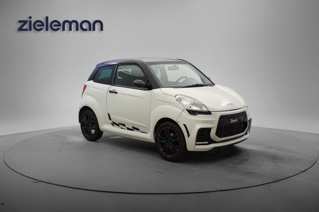 Ligier JS50 dCi Sport Elegance - 2017 - 14.002 Km - Leer, Ligier Group Benelux, Gebruikt, Info@ligiergroup.nl, Koolmijnlaan 142, 3582 Beringen, België