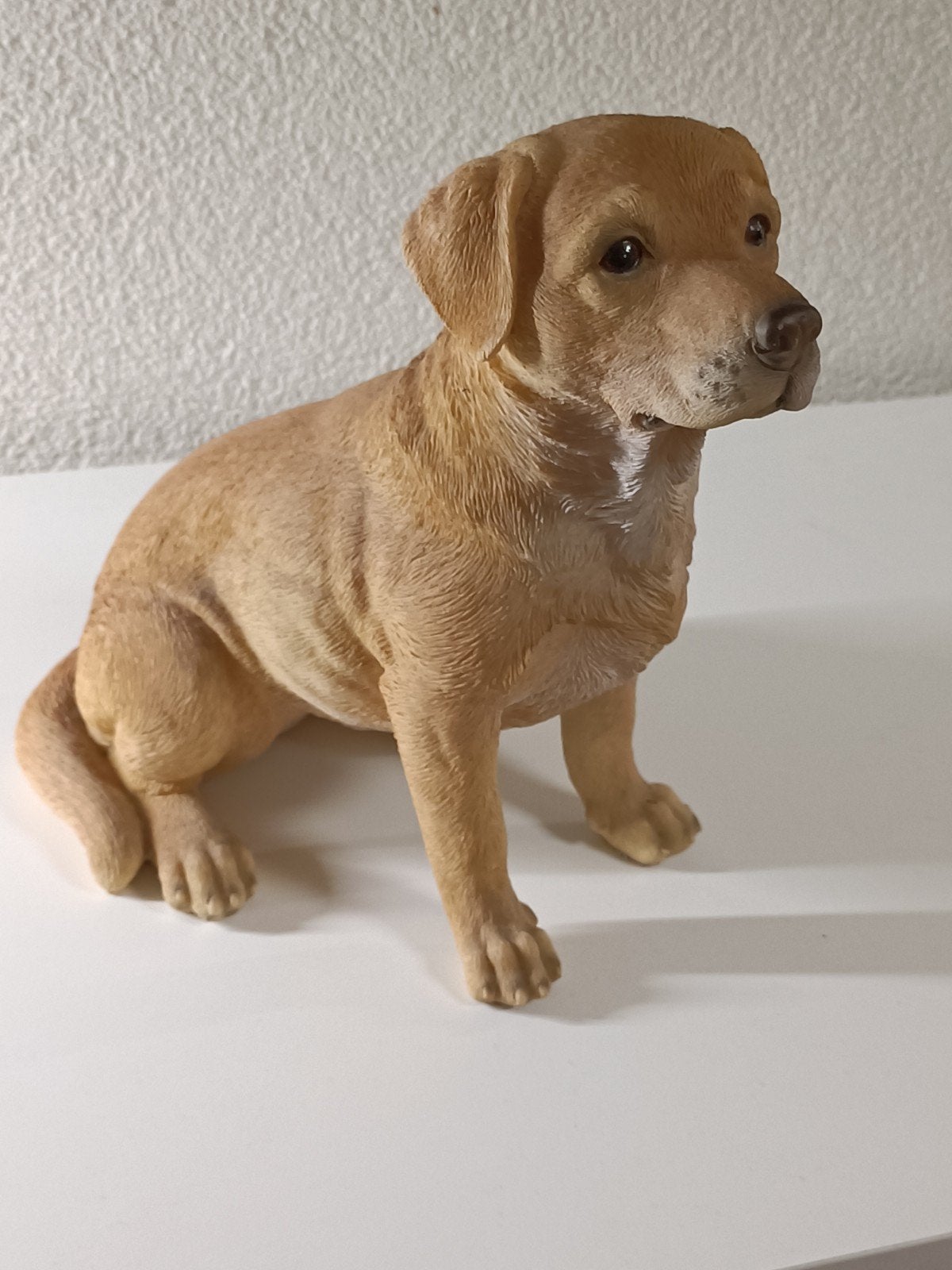 Beeldje Labrador Retriever pup - 22 cm hoog, Ophalen of Verzenden, Zo goed als nieuw, Dier