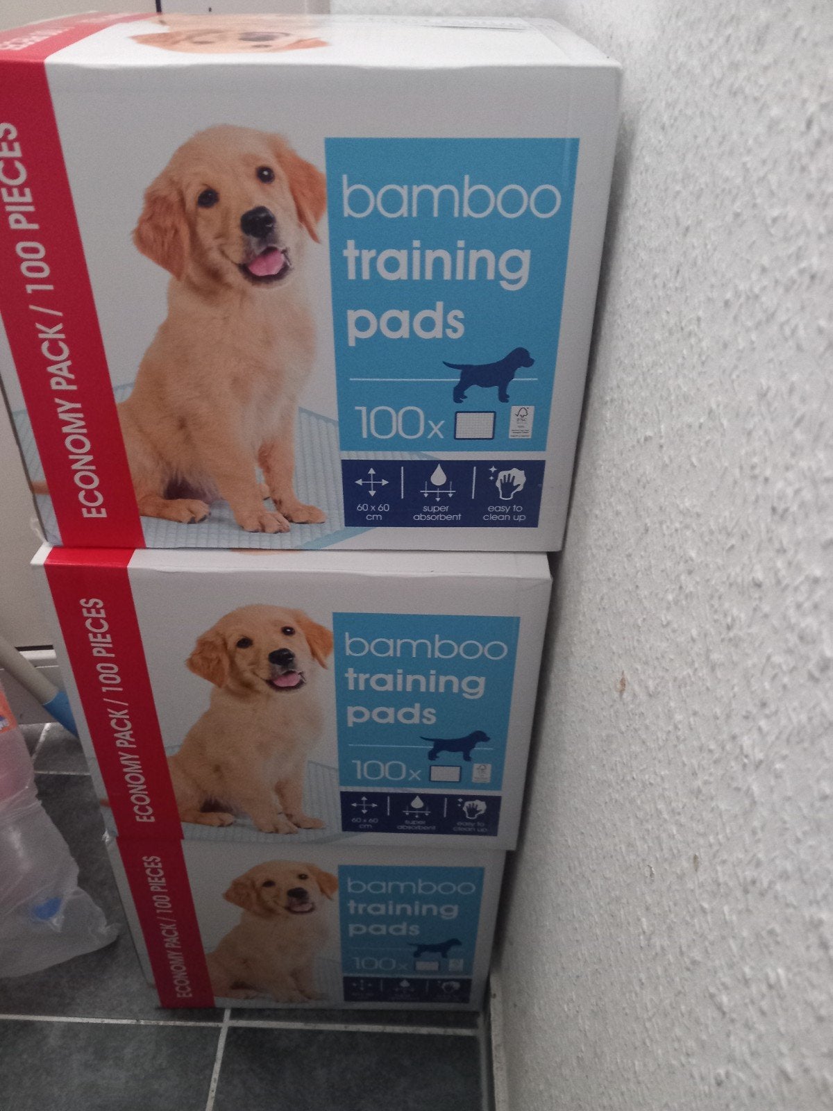 puppy pads, 3 dichte dozen, 100 stuks per doos, Ophalen, Nieuw, Overige typen