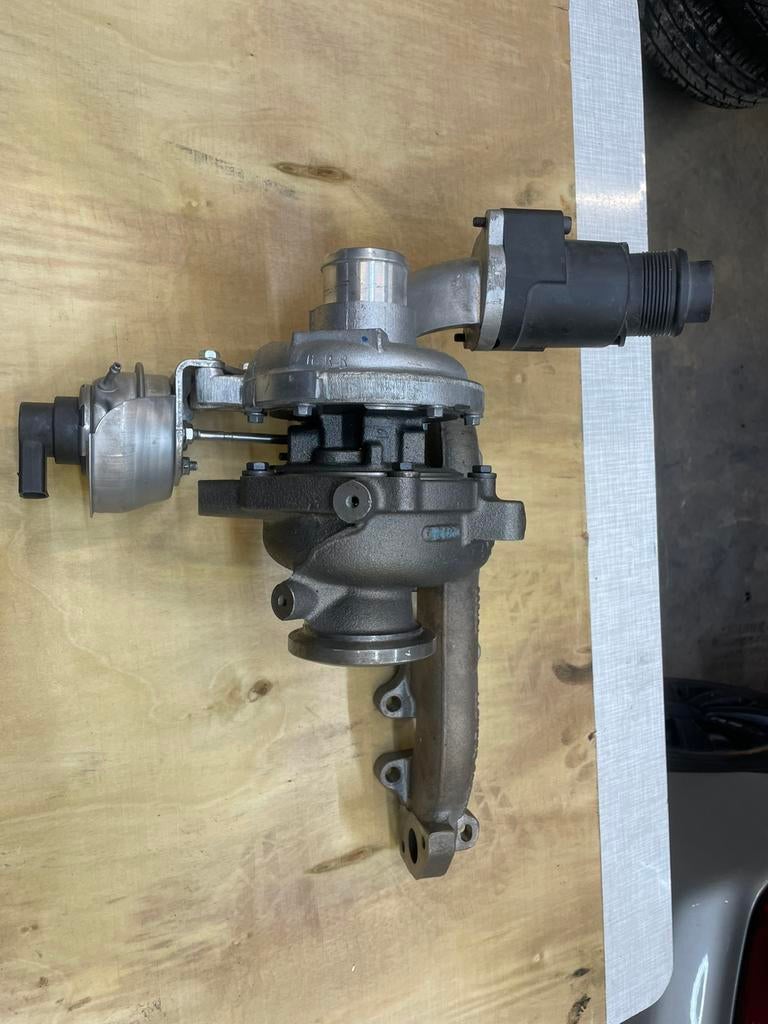 Volkswagen crafter turbo, Auto-onderdelen, Motor en Toebehoren, Ophalen of Verzenden, Nieuw, Volkswagen