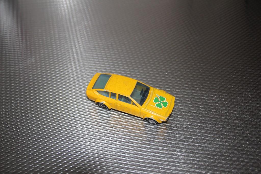 dinky toy alfetta gtv, Ophalen of Verzenden, Nieuw, Auto