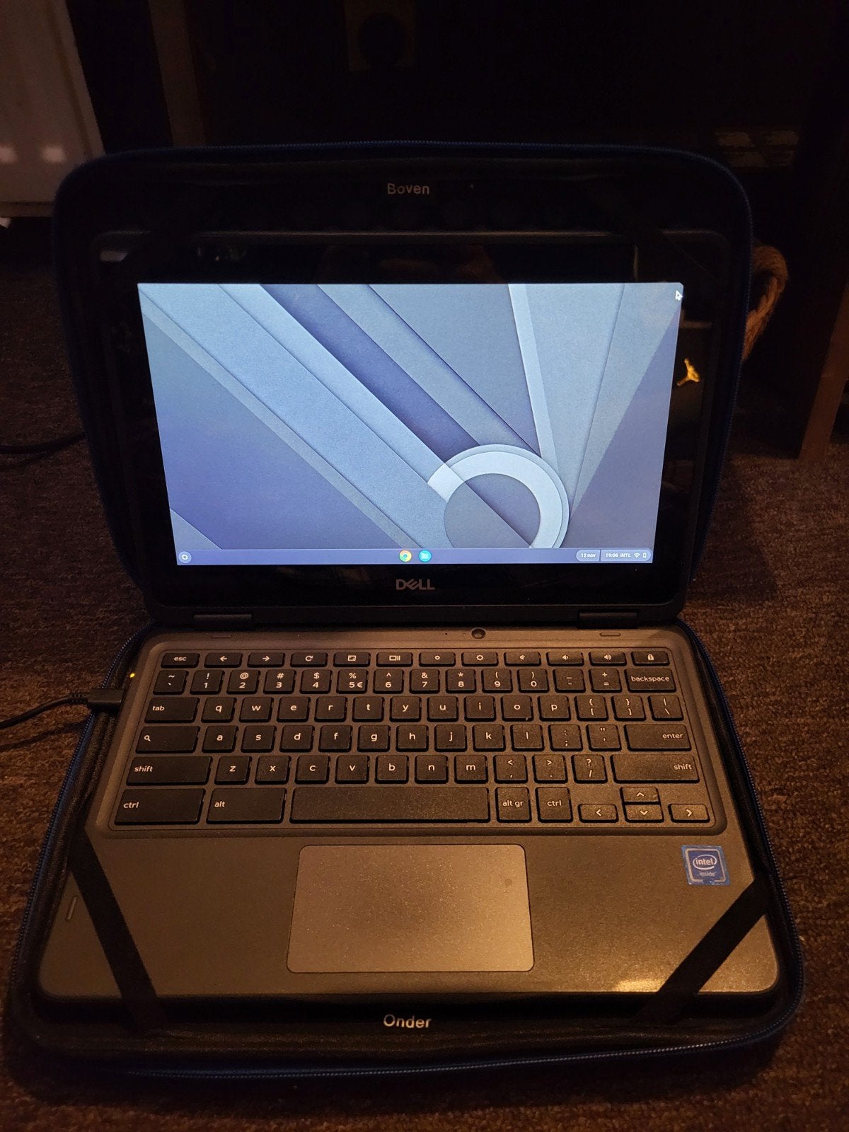 Dell Chromebook 3100 met touchscreen + hoesje en lader, 4 GB of minder, Qwerty, Touchscreen, Ophalen of Verzenden