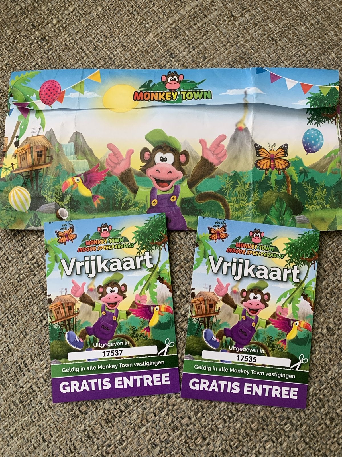 2 entreekaarten voor Monkey Town, Twee personen, Ticket of Toegangskaart
