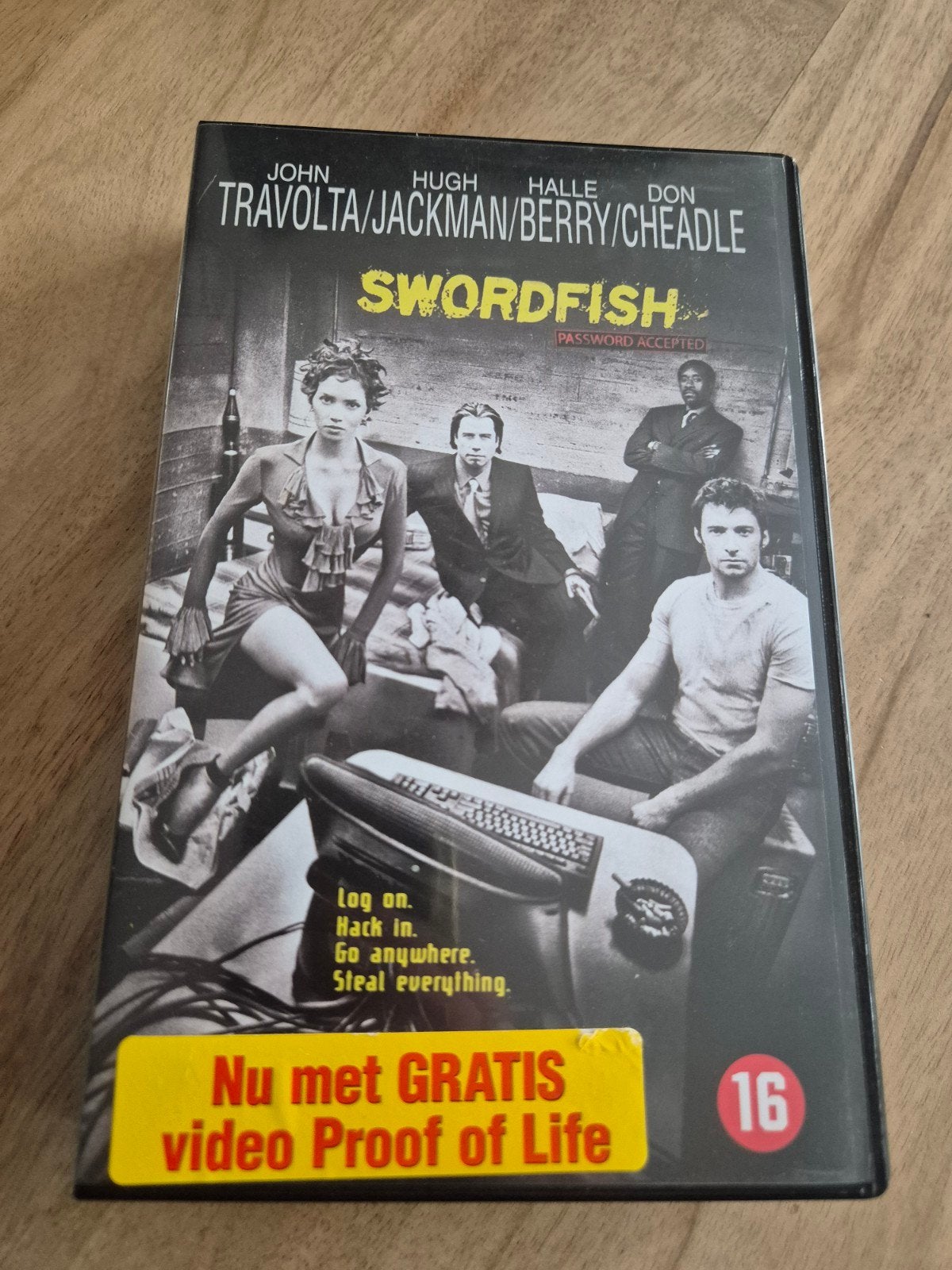 Swordfish VHS, Nederlands ondertiteld, Vanaf 16 jaar, Ophalen of Verzenden, Thrillers en Misdaad