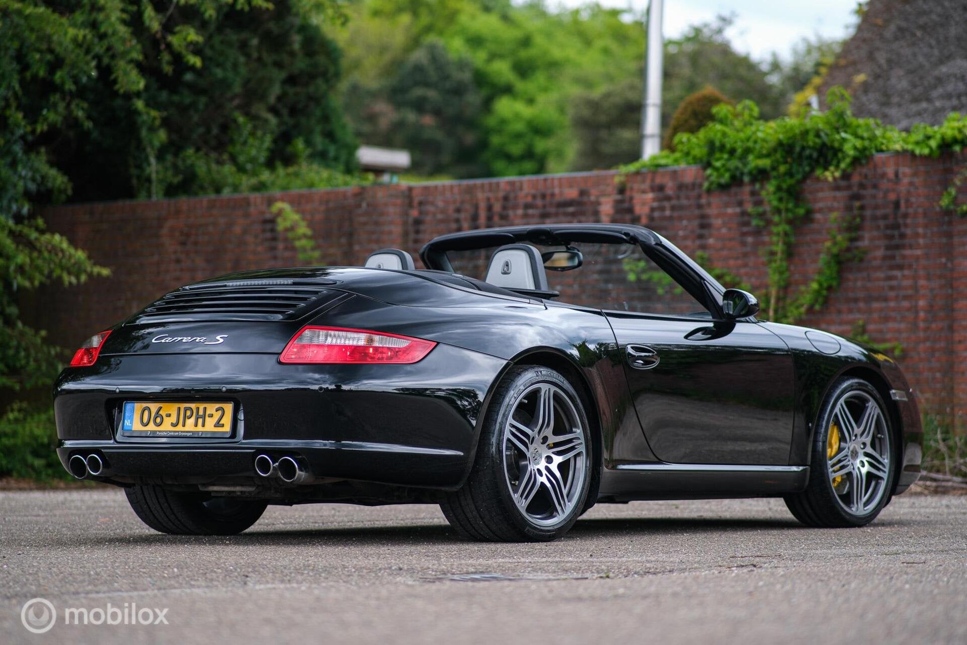 Porsche 911 Cabrio 3.8 Carrera S | Keramisch | Carbon Pack |, Auto's, Achterwielaandrijving, Gebruikt, Zwart, 4 stoelen