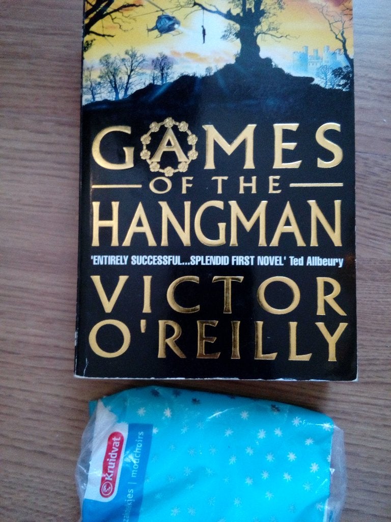 Victor o;reilly:games of the hangman. Meerder engelse pocket, Ophalen, Gelezen, Victor o;reily