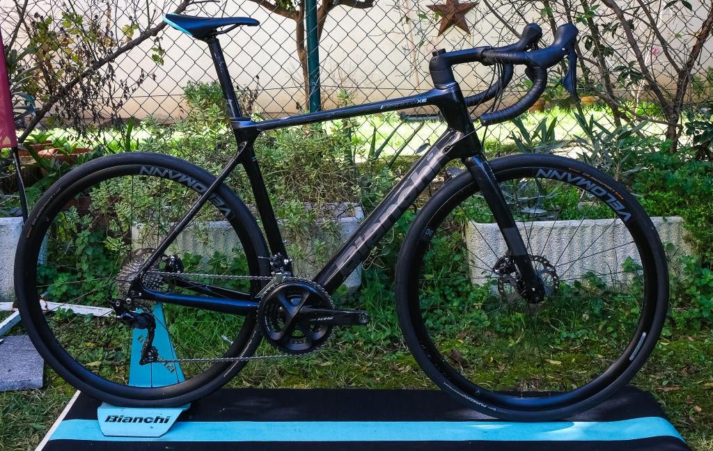 Bianchi Infinito 57 XE 105 2024, 28 inch, Gebruikt, Carbon, Heren