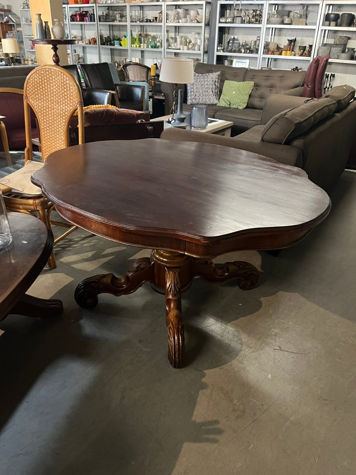 Antieke tafel, ovaal. 140/110, Antiek en Kunst, Antiek | Meubels | Tafels, Ophalen