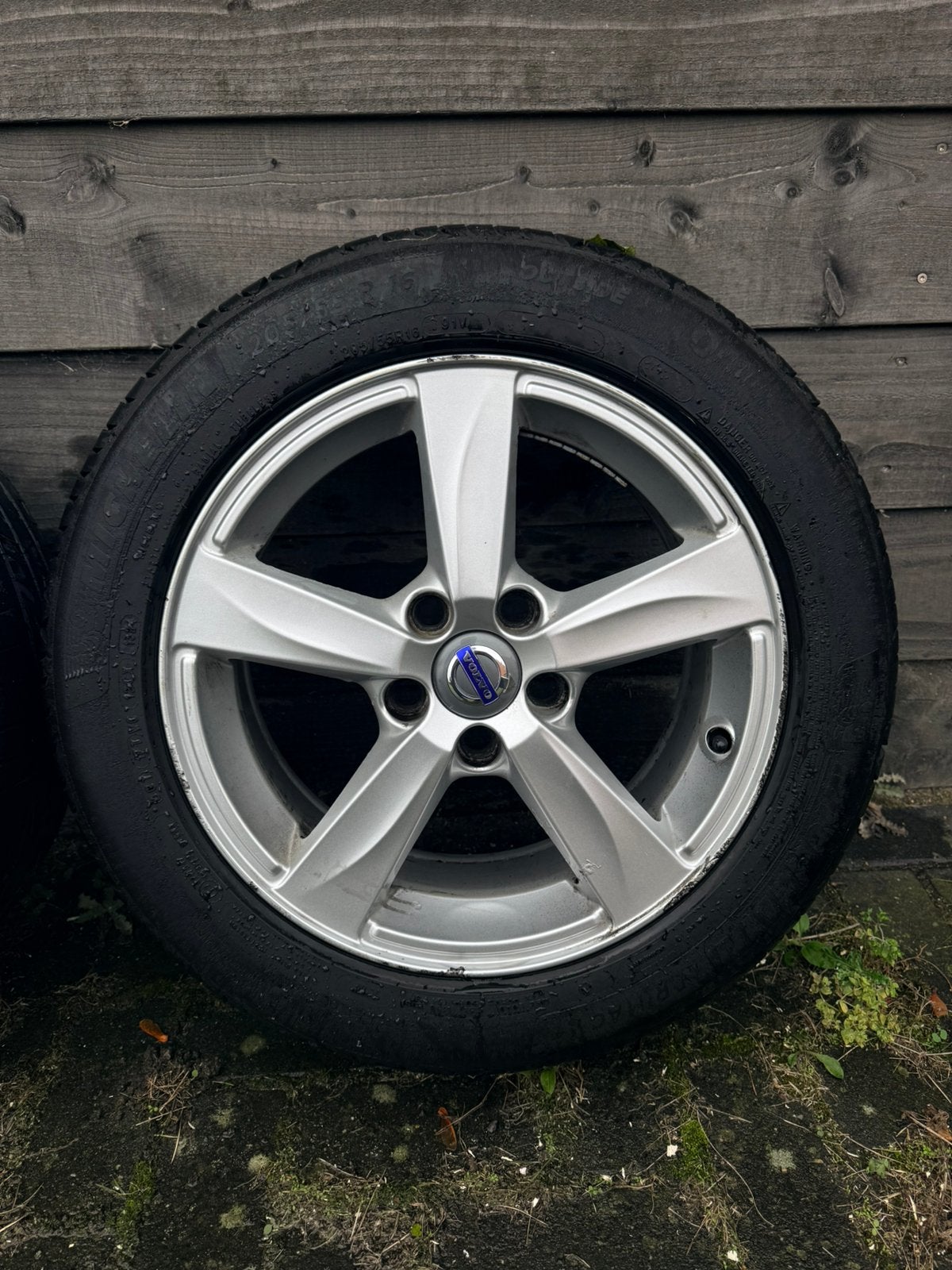 Originele Volvo 16” lichtmetalen velgen – set van 4 – 5x108, Ophalen, Zo goed als nieuw