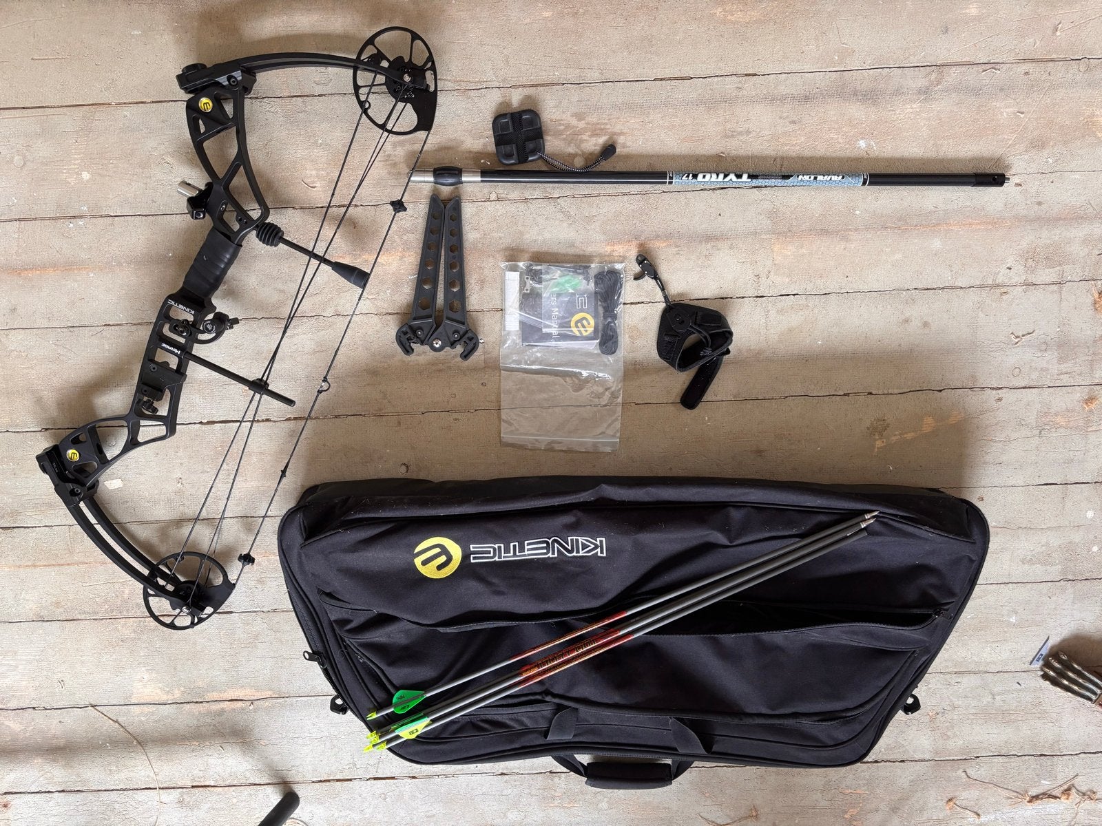 Compoundboog set - Kinetic Mirage met accessoires, Sport en Fitness, Handboogschieten, Ophalen, Gebruikt, Compoundboog