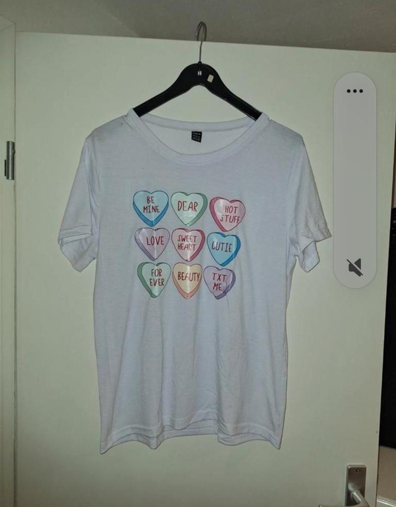Wit hartjes shirt Shein maat L, Kleding | Dames, Wit, Maat 42/44 (L), Ophalen of Verzenden, Zo goed als nieuw