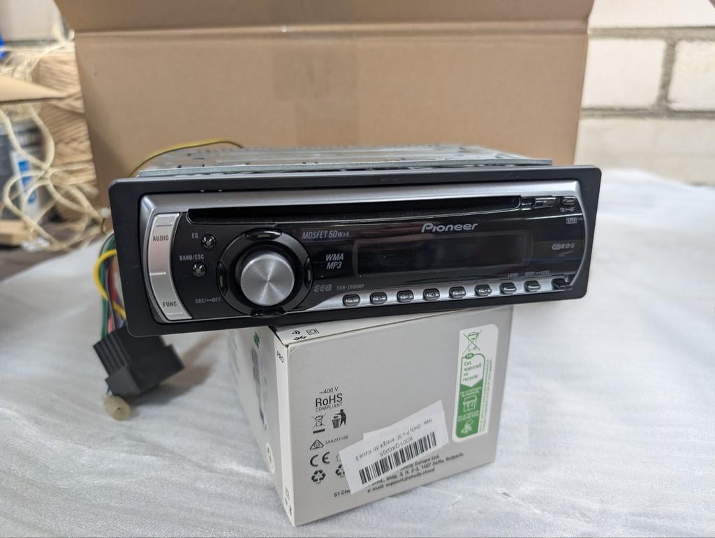 Autoradio Pioneer DEH-2800MP mp3, Auto diversen, Autoradio's, Ophalen of Verzenden, Zo goed als nieuw