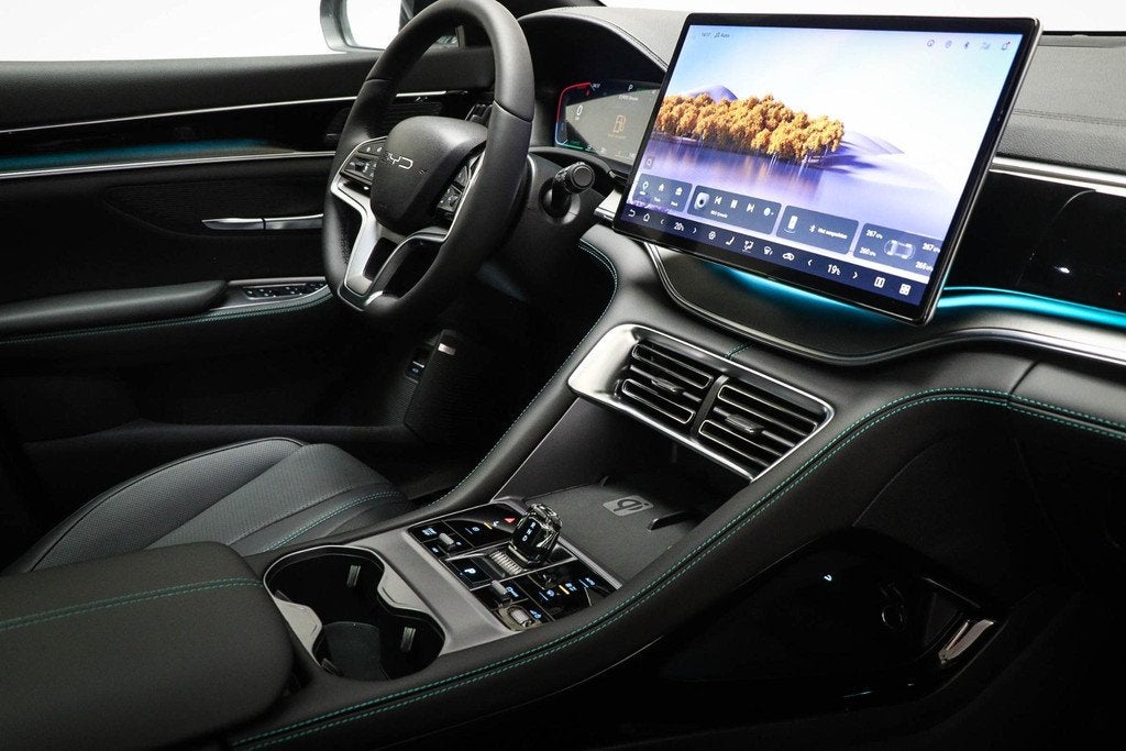 BYD SEAL U 1.5 DM-i FWD Boost | NIEUW | HEAD UP | STOELVENTI, Seal U, 4 cilinders, Met garantie (alle), Zwart