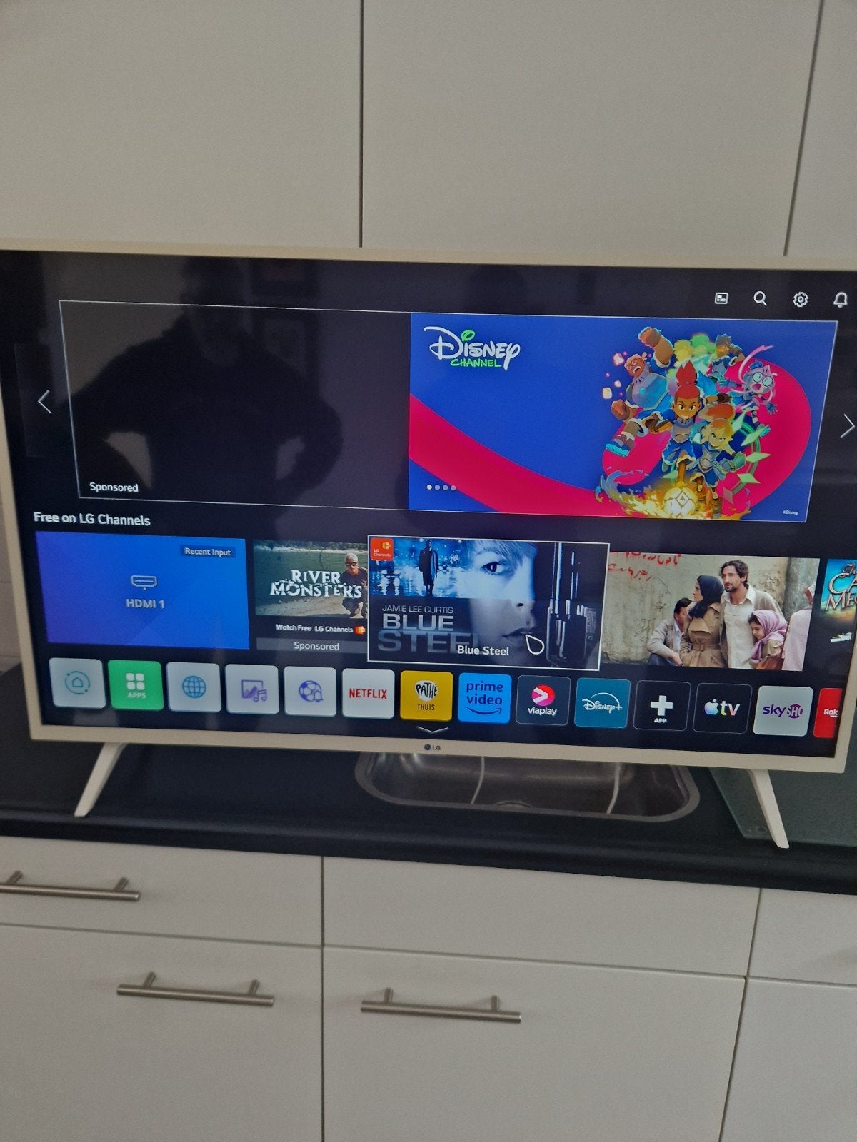 Lg smart tv 43 inch ultra hd 4k, 50 Hz, Ophalen of Verzenden, Zo goed als nieuw, 100 cm of meer