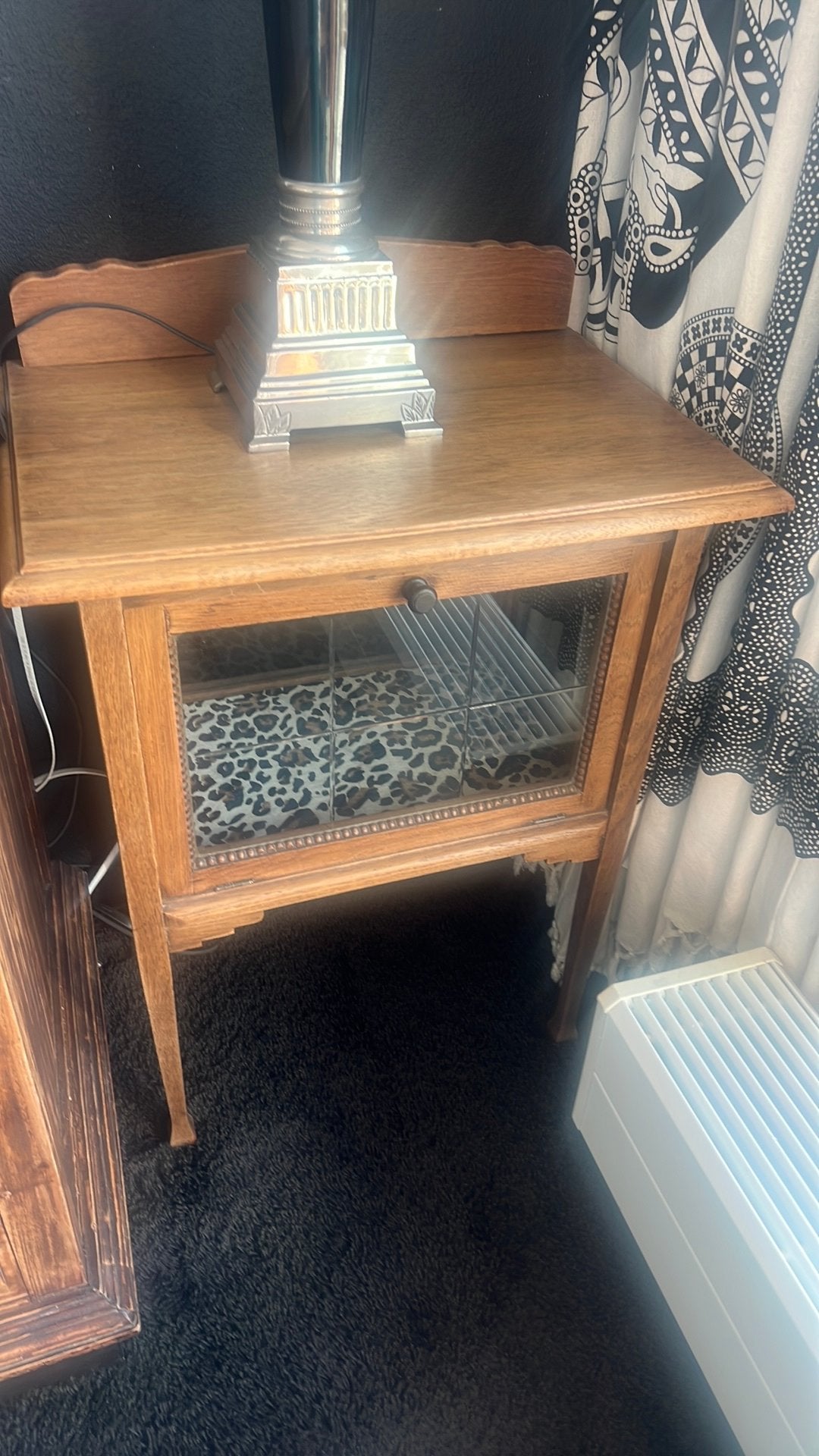 Theekastje weer als nieuw met geslepen glas, Ophalen