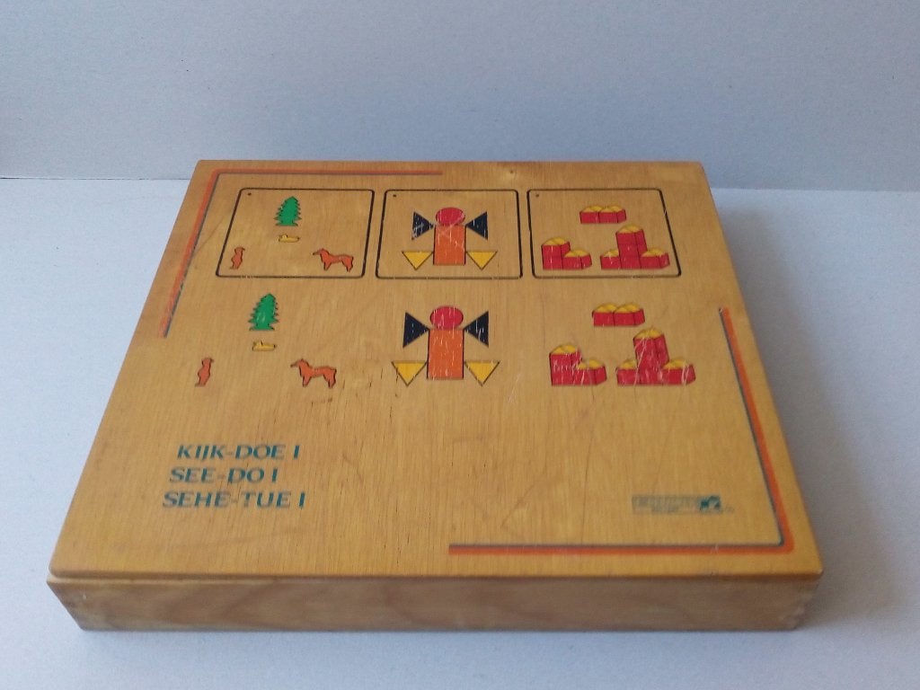 Houten speelgoed/leerkist. Kleuterschool. Vintage., Kinderen en Baby's, Ophalen of Verzenden, Gebruikt, Overige typen