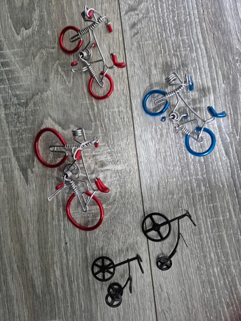 Miniatuur fietsjes van ijzerdraad - decoratie, Ophalen of Verzenden, Gebruikt