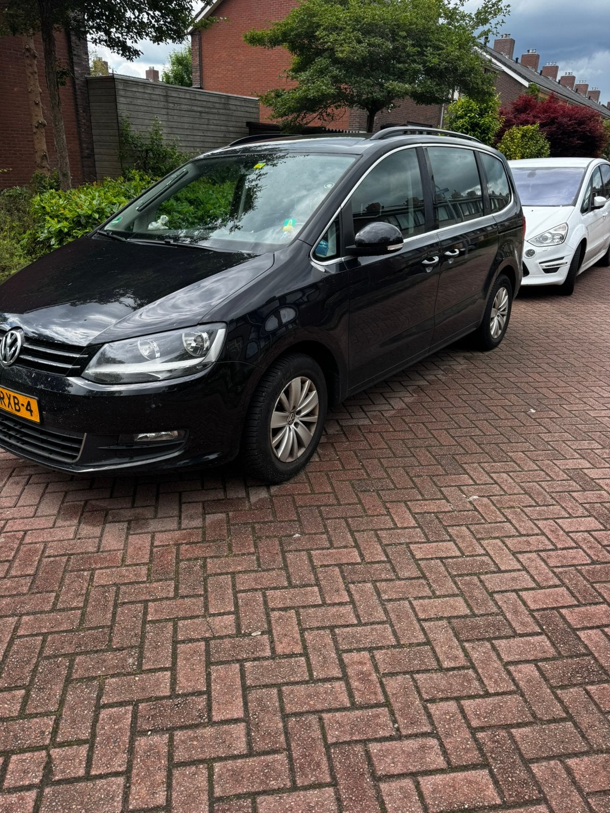 Volkswagen Sharan 1.4 TSI 110KW 2011 Zwart, Voorwielaandrijving, 1800 kg, 4 cilinders, 7 stoelen