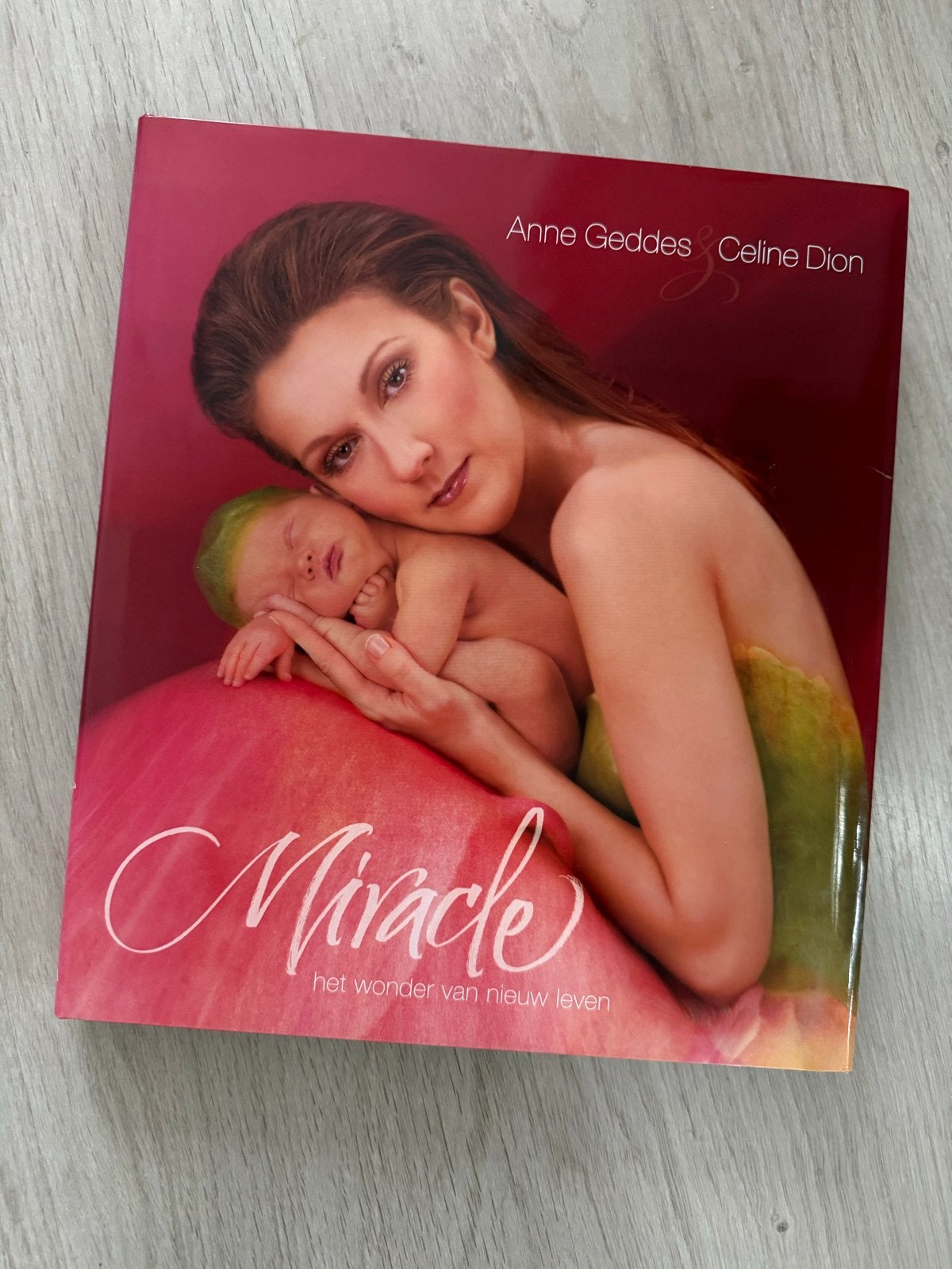 Celine Dion & Anne Geddes - Miracle (CD + Boek), Pop, Ophalen of Verzenden, Zo goed als nieuw, Inclusief boekje