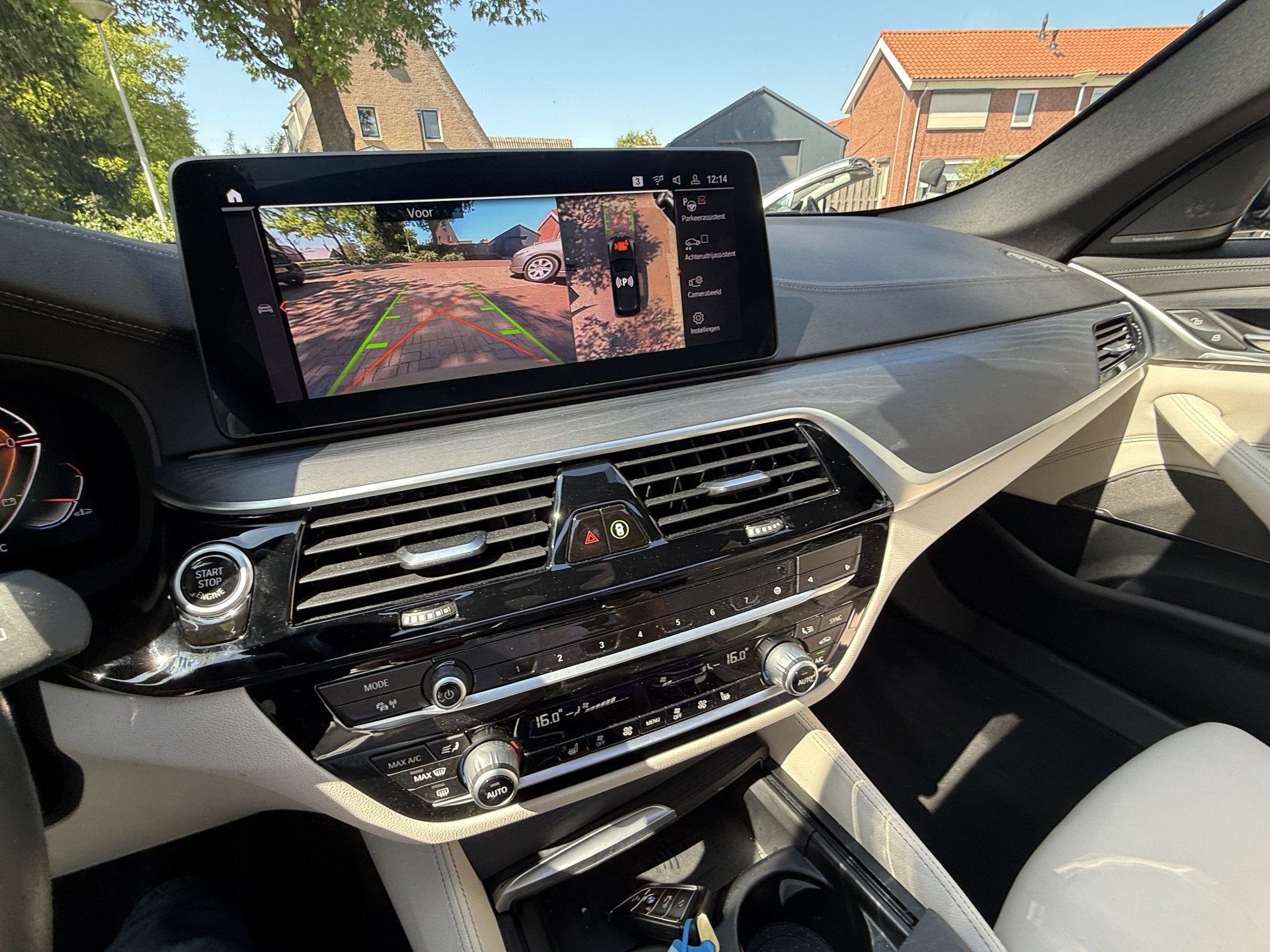 Foto 13 van BMW 5 Serie Touring 520i High Executive | Pano | Leder | 04-