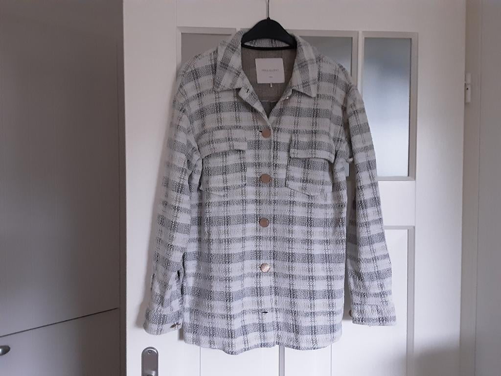 VEST/JASJE     JAQUELINE DE YOUNG   MAAT    M., Ophalen of Verzenden, Zo goed als nieuw