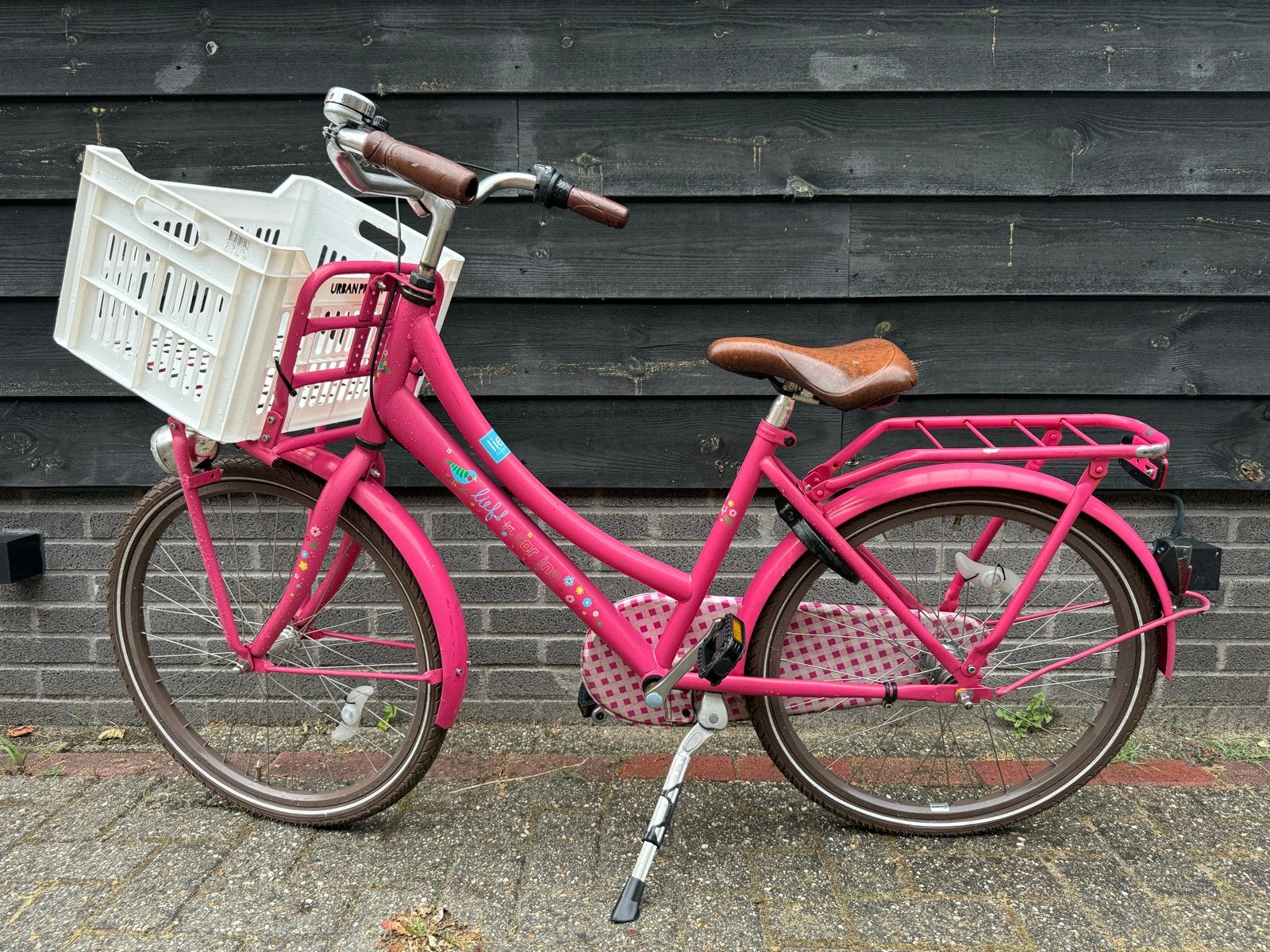 Roze meisjesfiets met mandje - 24 inch, Ophalen, Terugtraprem, Handrem, Gebruikt