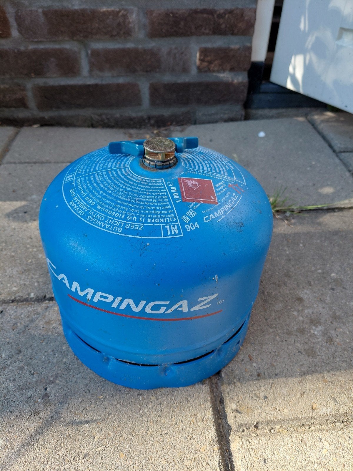 Lege Campingaz 904 gasfles, Ophalen, Gebruikt