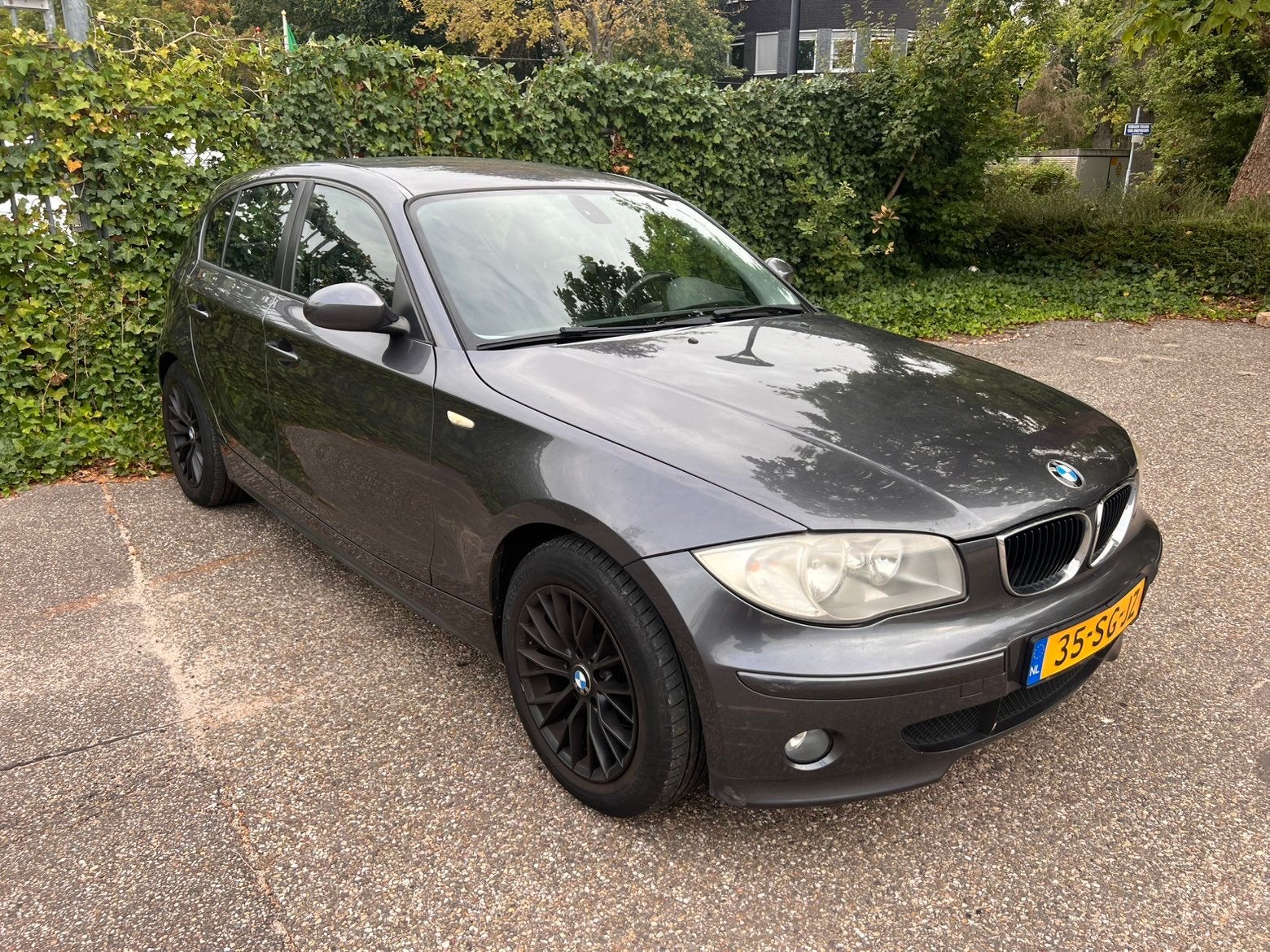 BMW 1-Serie 2.0 118I 2006 Grijs, Auto's, 1-Serie, Achterwielaandrijving, 1995 cc, 1225 kg