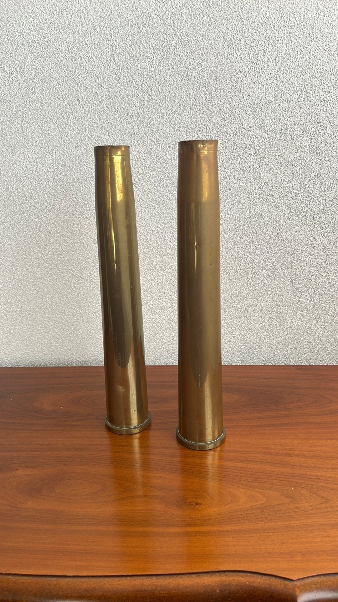 2x Legering / Militaria Hulzen 40 mm (Bofors Luchtafweer), Verzamelen, Ophalen, Nederland, Hulzen of Bodemvondsten