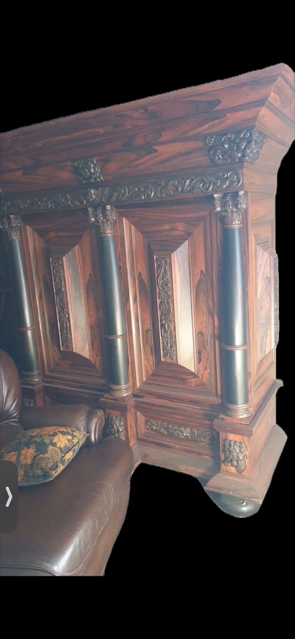 Antieke kussenkast met kolommen, Ophalen of Verzenden
