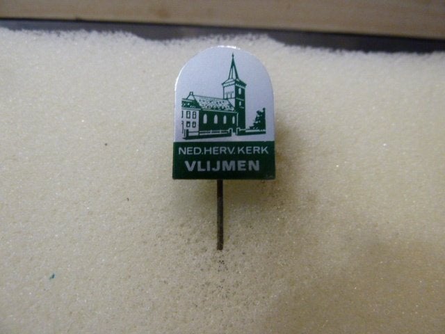 Vintage speldje Ned. Herv. Kerk Vlijmen, Ophalen of Verzenden, Gebruikt, Stad of Land, Speldje of Pin