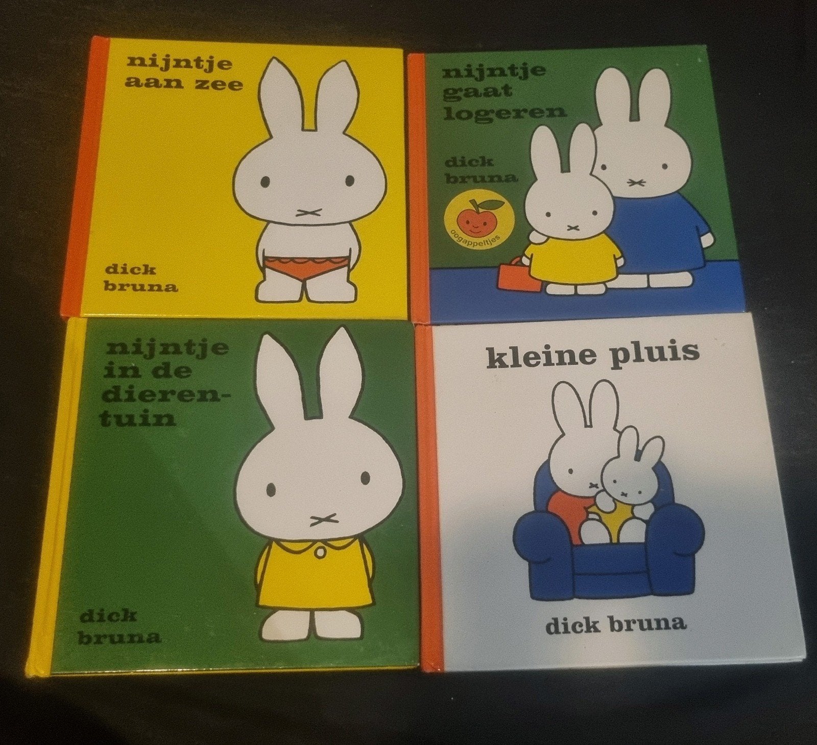 Nijntje en Kleine Pluis boeken (4 stuks), Ophalen of Verzenden, Gelezen, Dick Bruna, 1 tot 2 jaar