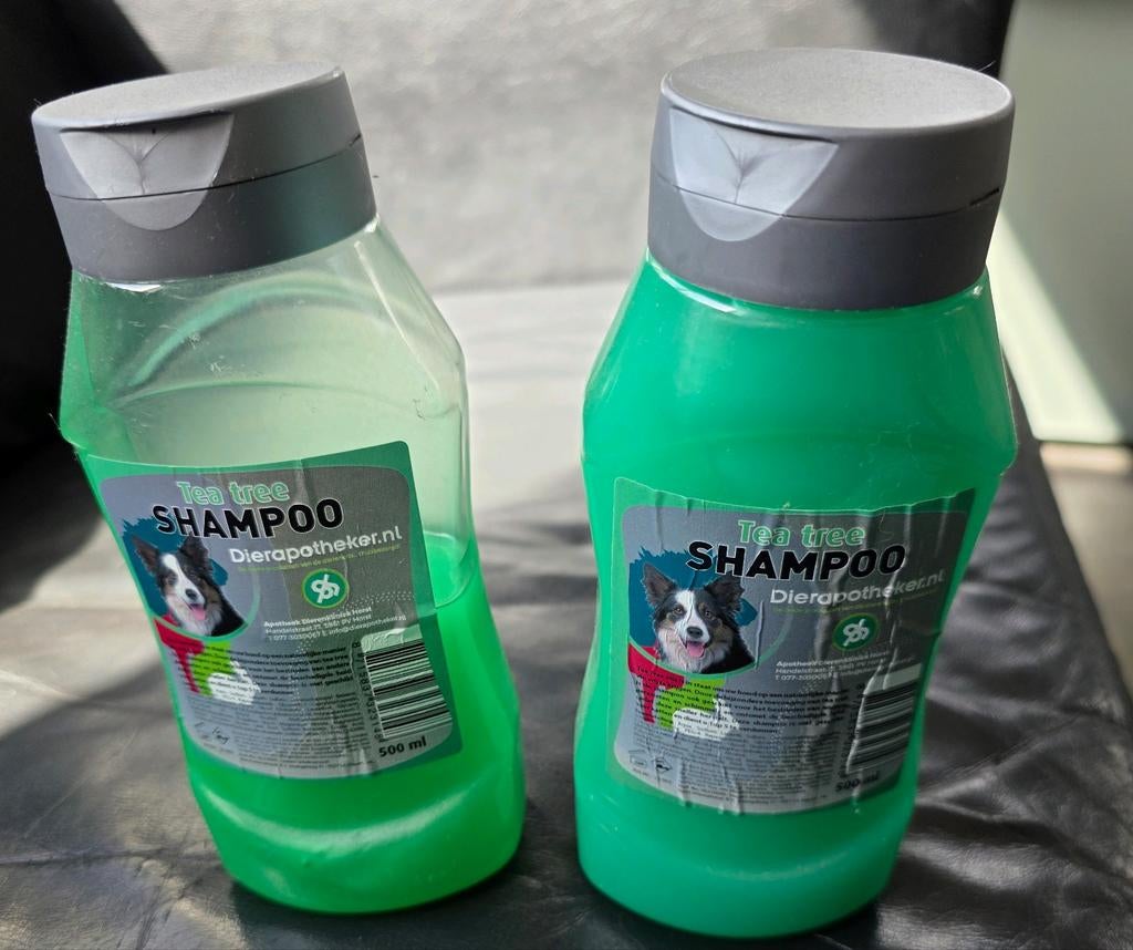 Honden shampoo tea tree tegen vlooien bijna gratis, Dieren en Toebehoren, Ophalen, Zo goed als nieuw