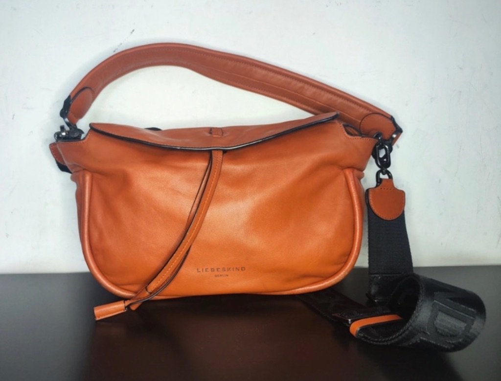 Liebeskind hobo tas Fab M oranje / cognac leer met 2 straps, Verzenden, Zo goed als nieuw, Oranje, Schoudertasje