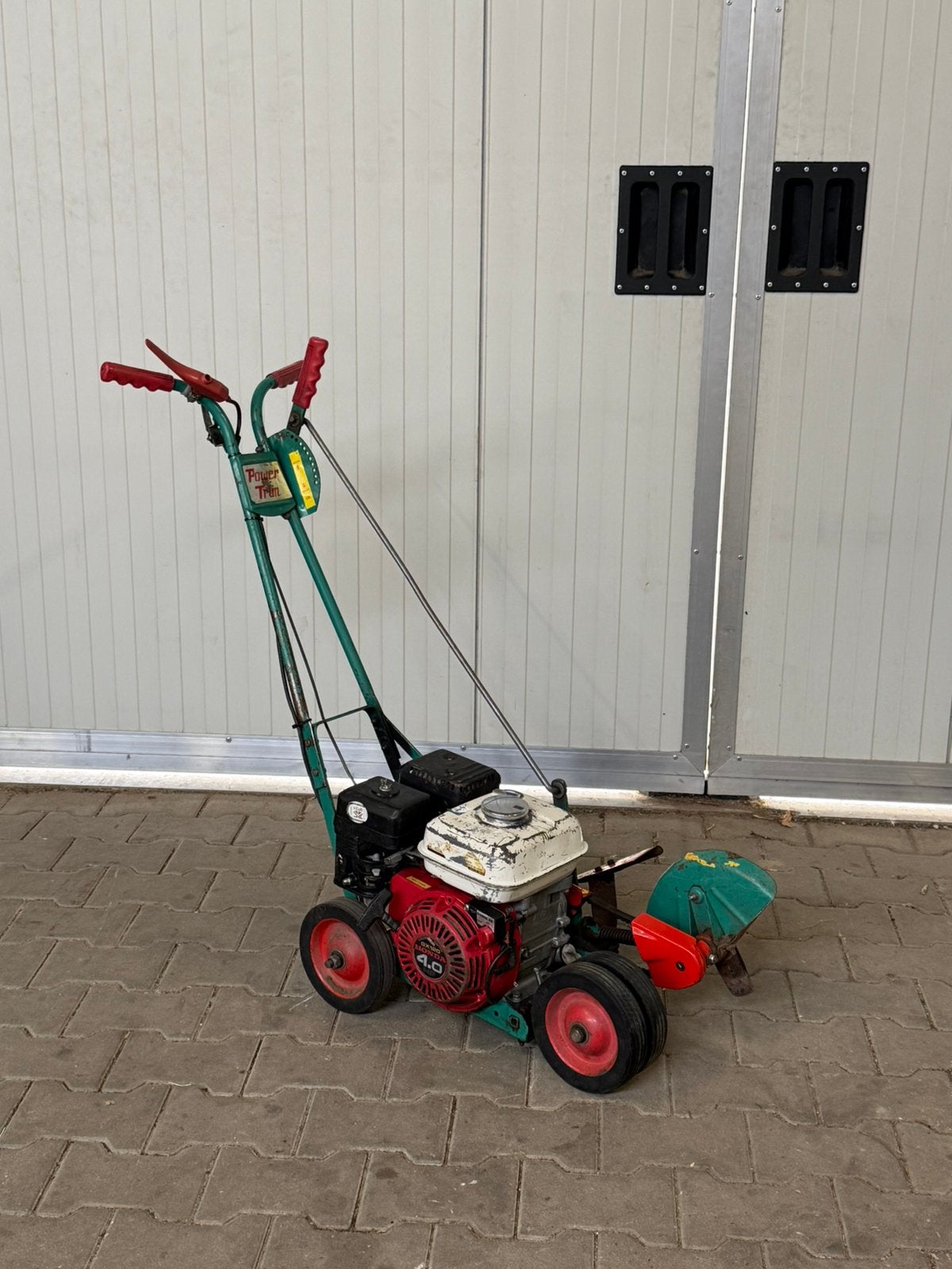 Honda Powertrim 300-h kantsnijder graskantsnijder, Ophalen, Zo goed als nieuw, Benzine