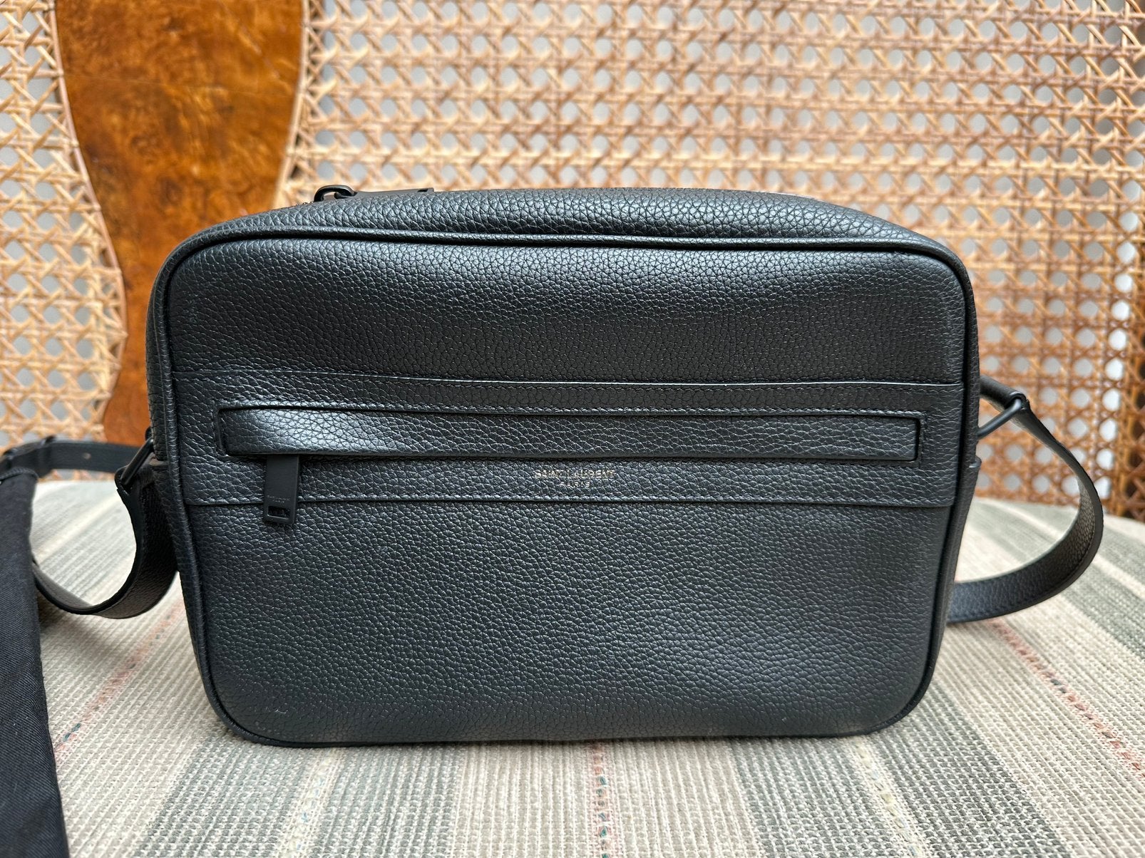 Nieuw Saint Laurent Camp Grained Leather Camera Bag Tas YSL, Ophalen of Verzenden, Nieuw, Zwart, Leer