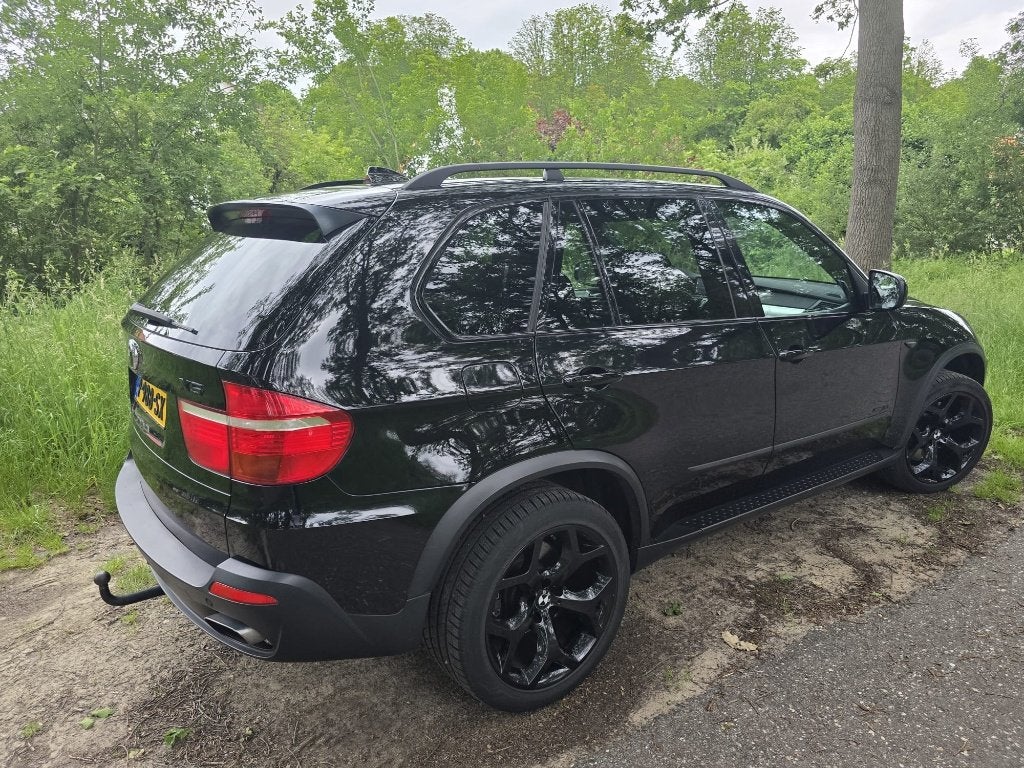 BMW X5 4.8 I AUT 2007 Zwart, Auto's, 138 €/maand, 4799 cc, Leder, Vierwielaandrijving