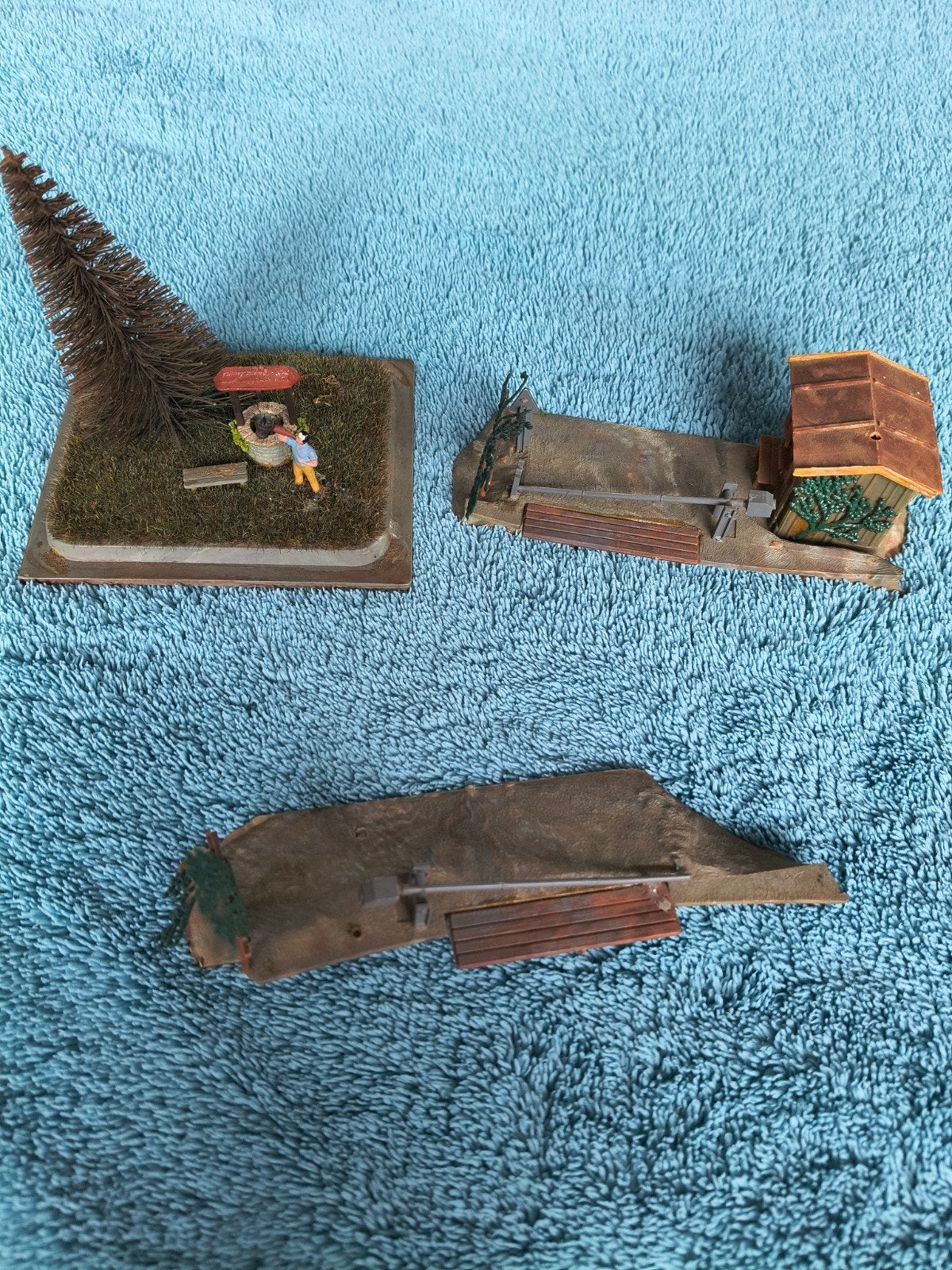 Modelbouw diorama's - Spoorwegovergang en waterput, Ophalen of Verzenden, Gebruikt, 1:50 tot 1:144
