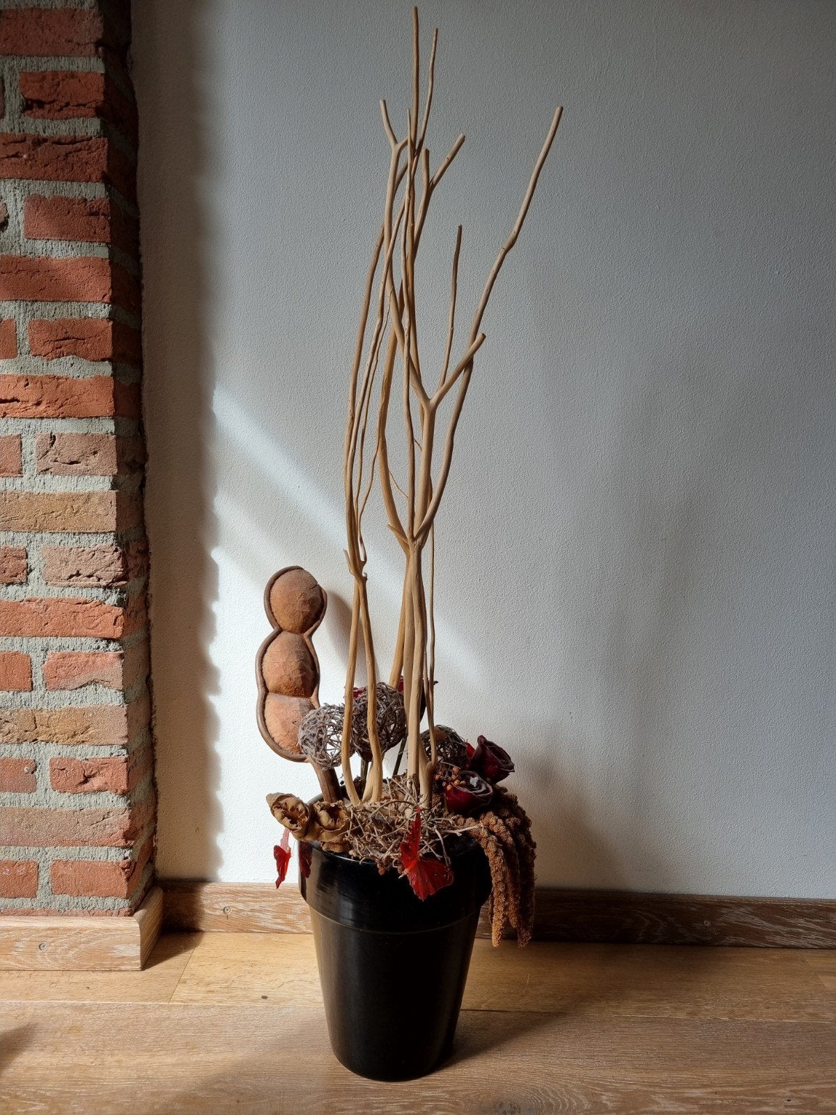 Decoratieve takken in zwarte pot - Sfeervolle decoratie, Huis en Inrichting, Ophalen, Gebruikt, Meerkleurig, Landelijk