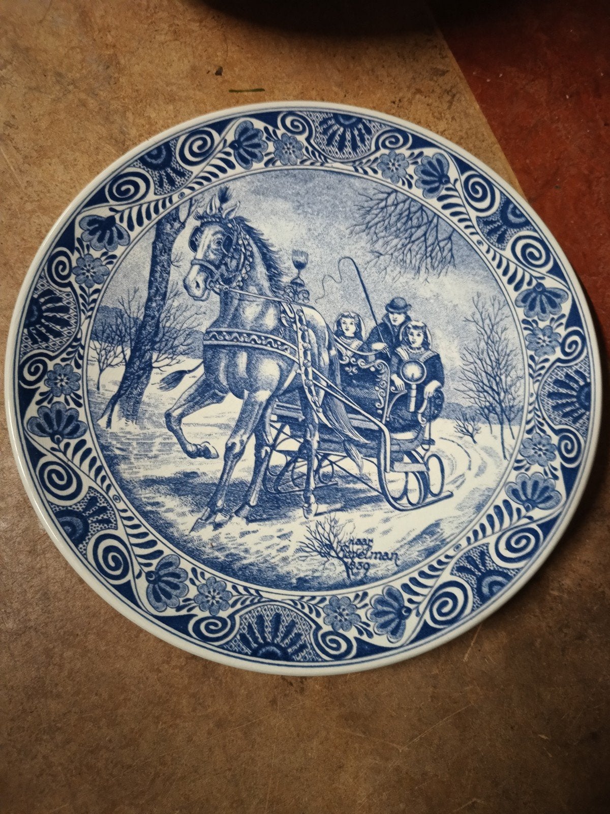 Bord  Delfts blauw arreslee 30 cm doorsnede, Antiek en Kunst, Ophalen of Verzenden