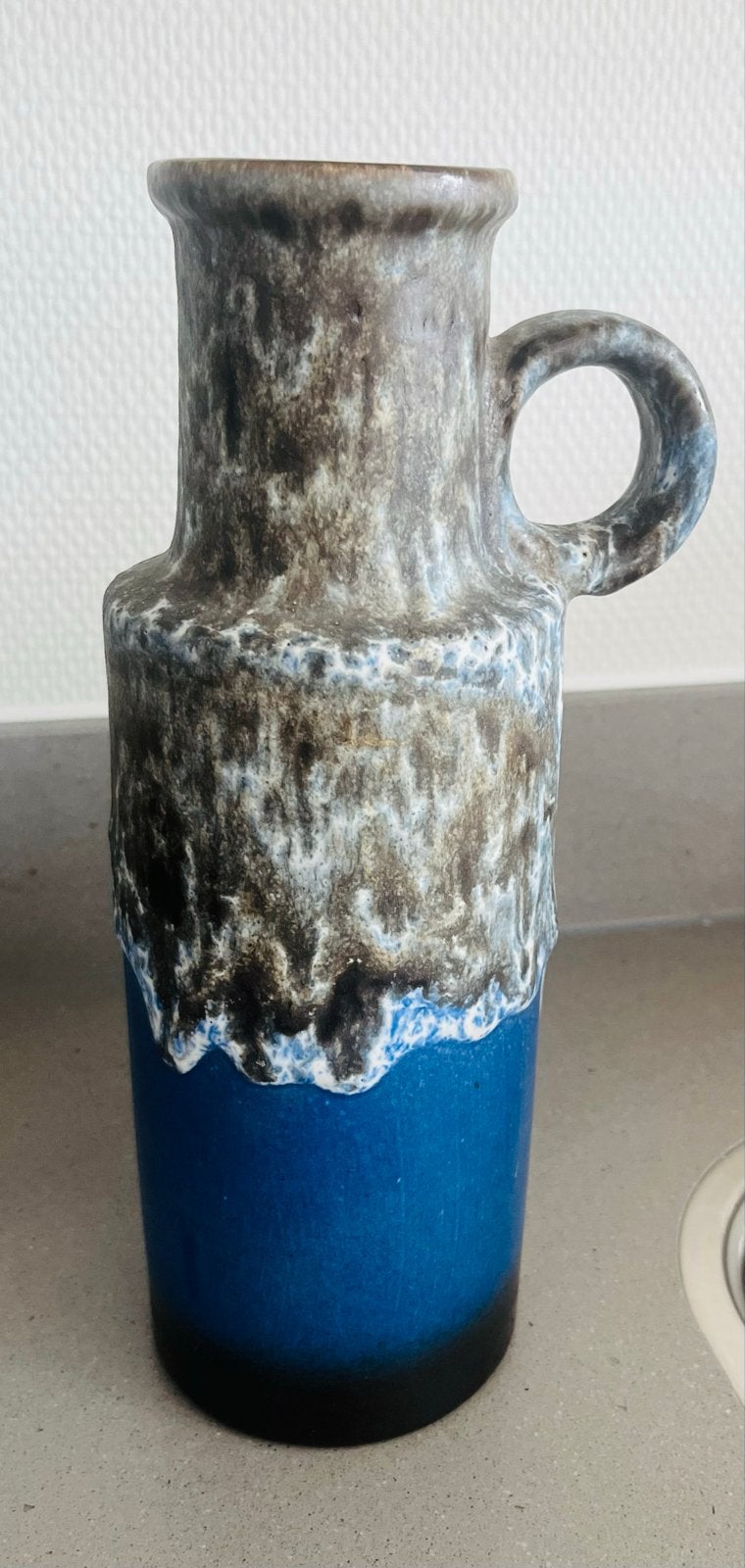 Vintage West-Duits Aardewerk Vaas met Handvat fat lava 29cm, Verzenden