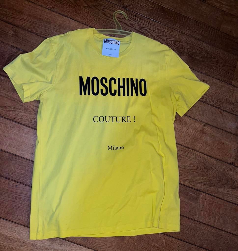 Moschino T-shirt, Kleding | Heren, T-shirts, Ophalen of Verzenden, Nieuw, Maat 56/58 (XL), Geel